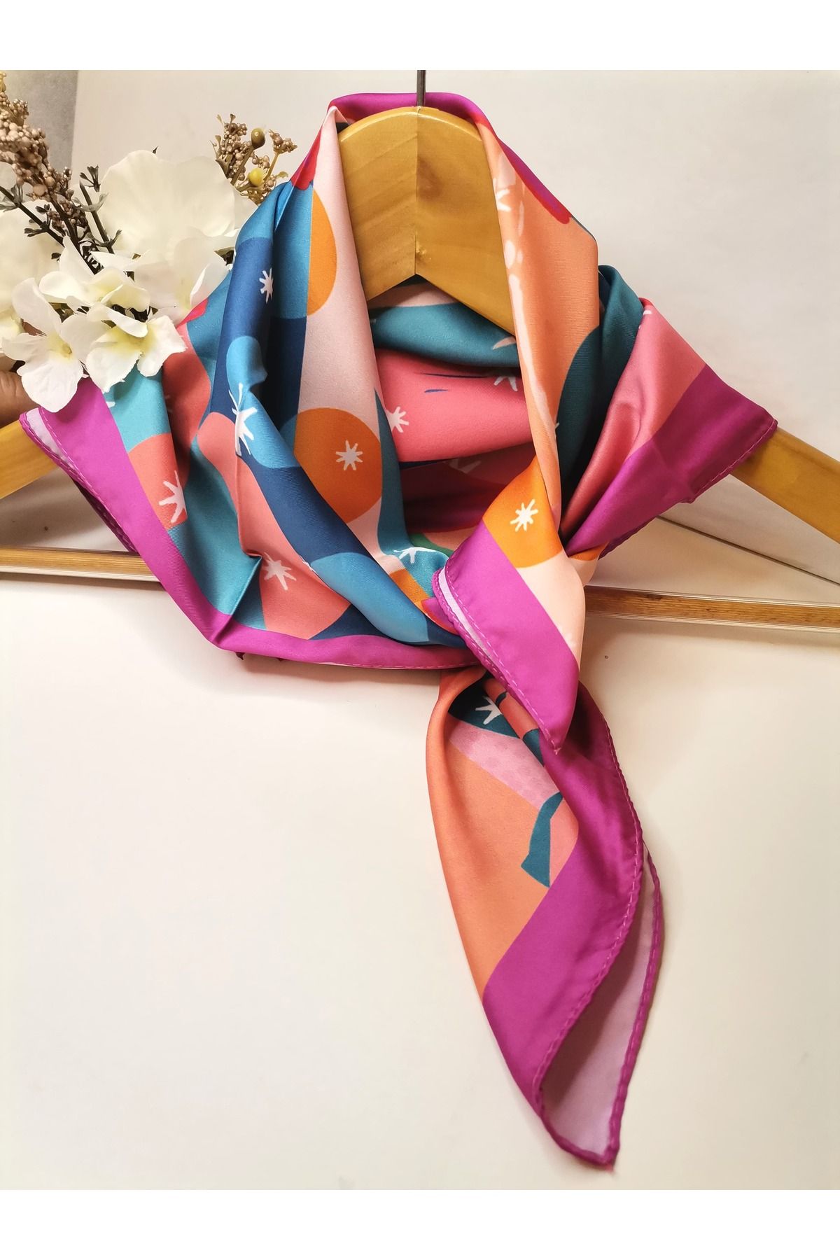 Saiph Yeşil Çiçekli Fular, Bandana,Çanta, Bilek ve Saç Aksesuarı