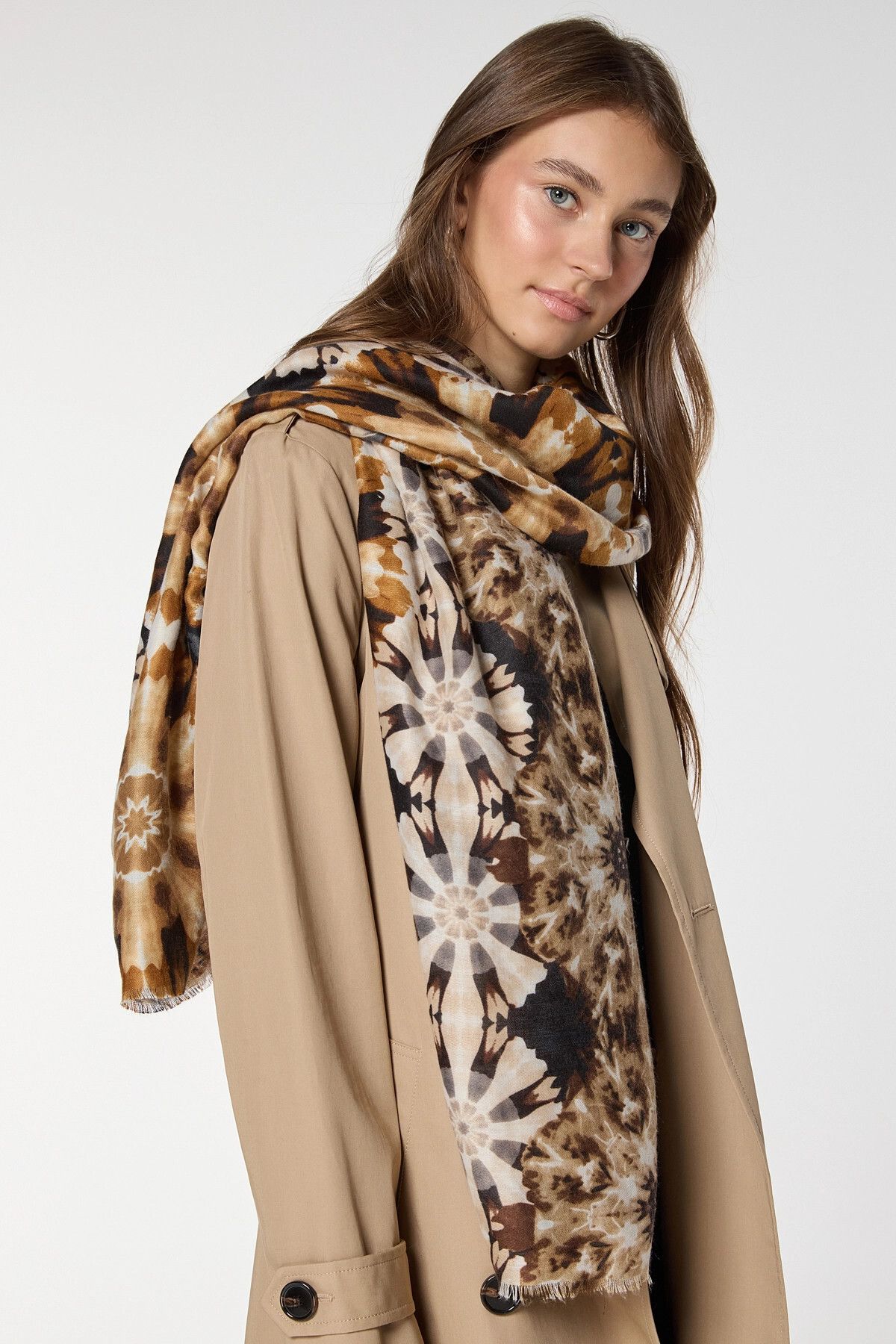 bacc-Black Snowflake Patterned Shawl Bcnsv-2515066 2