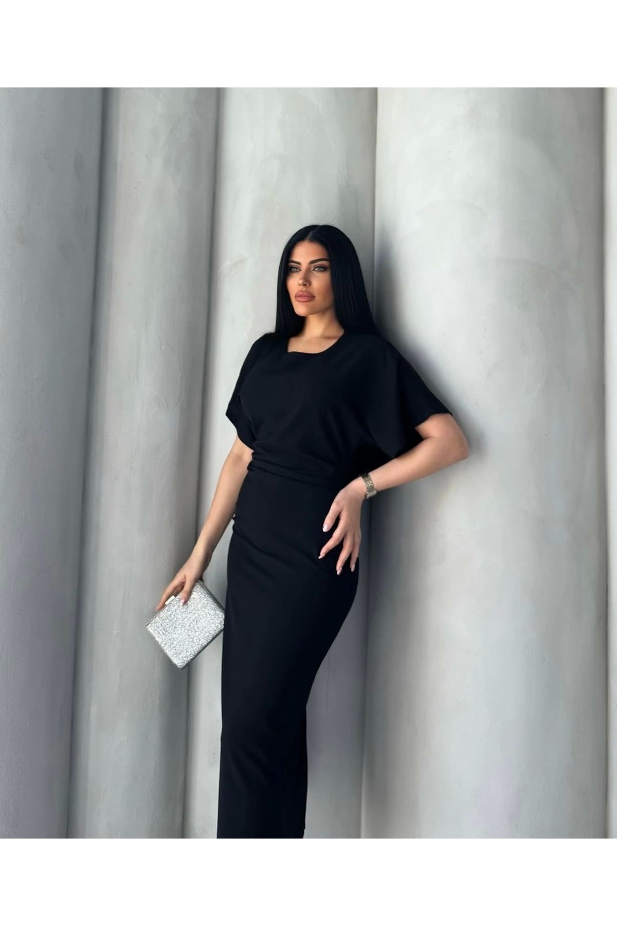 Style SİYAH BÜZGÜ DETAY UZUN ELBİSE