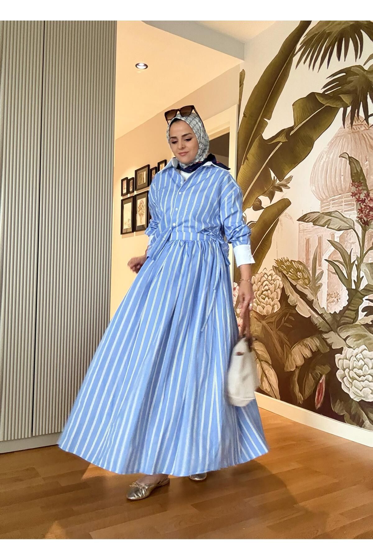 Aselim Hijap Moda Çizgili Poplin Kumaş Etekli Gömlekli Taş Detaylı Takım Mavi