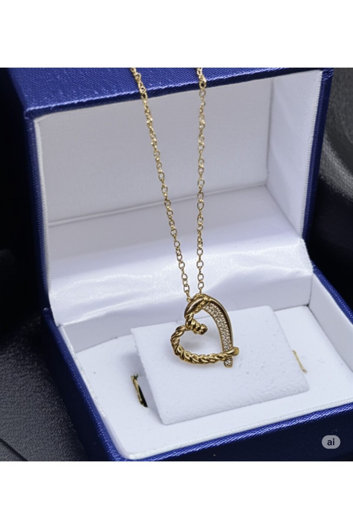 KANERUZ Zirkon Taşlı Çelik Gold Renk Kolye