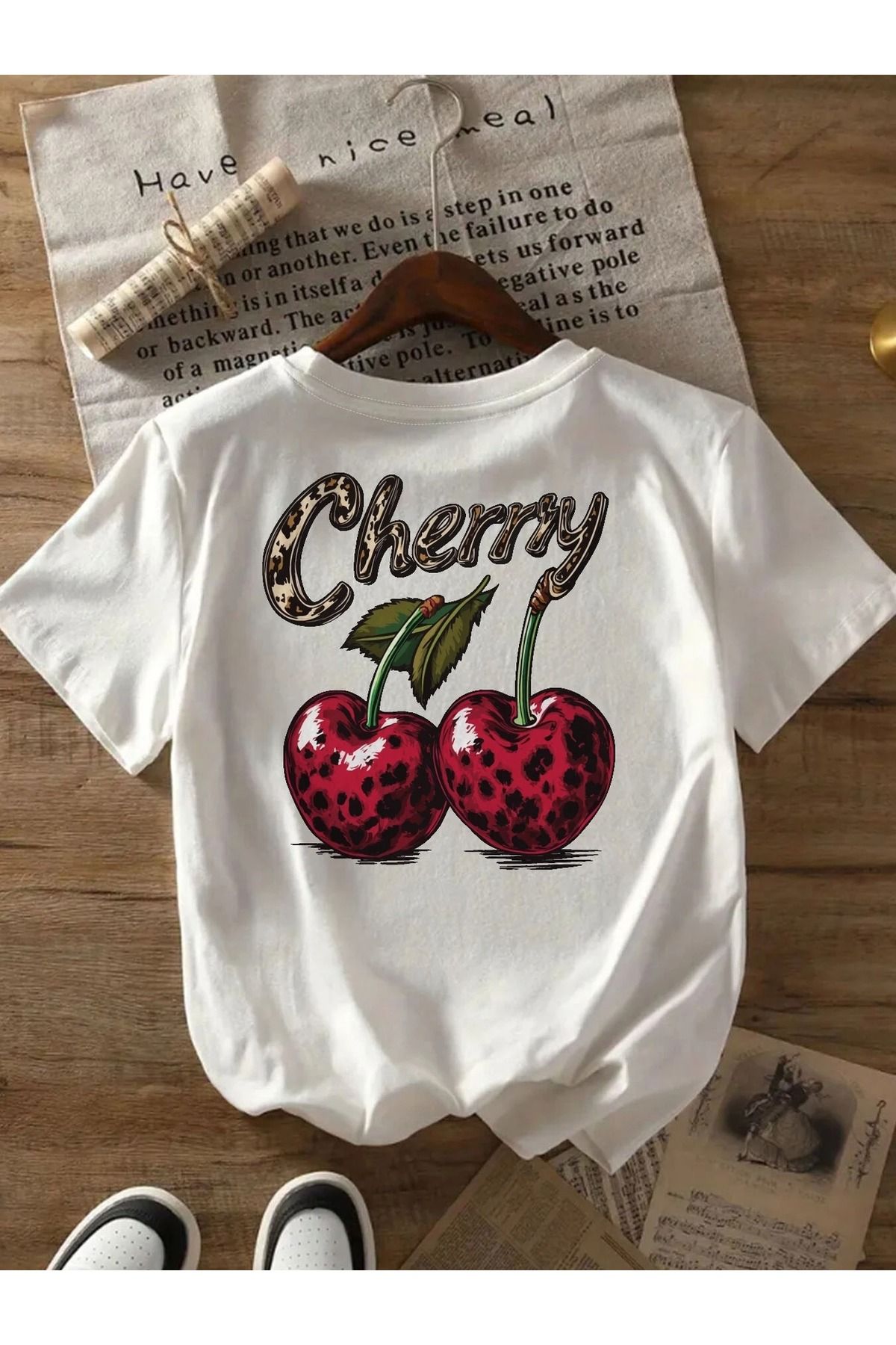 Massgai Unisex Cherry Leopar Desen Baskılı Oversize %100 Pamuk T-shirt