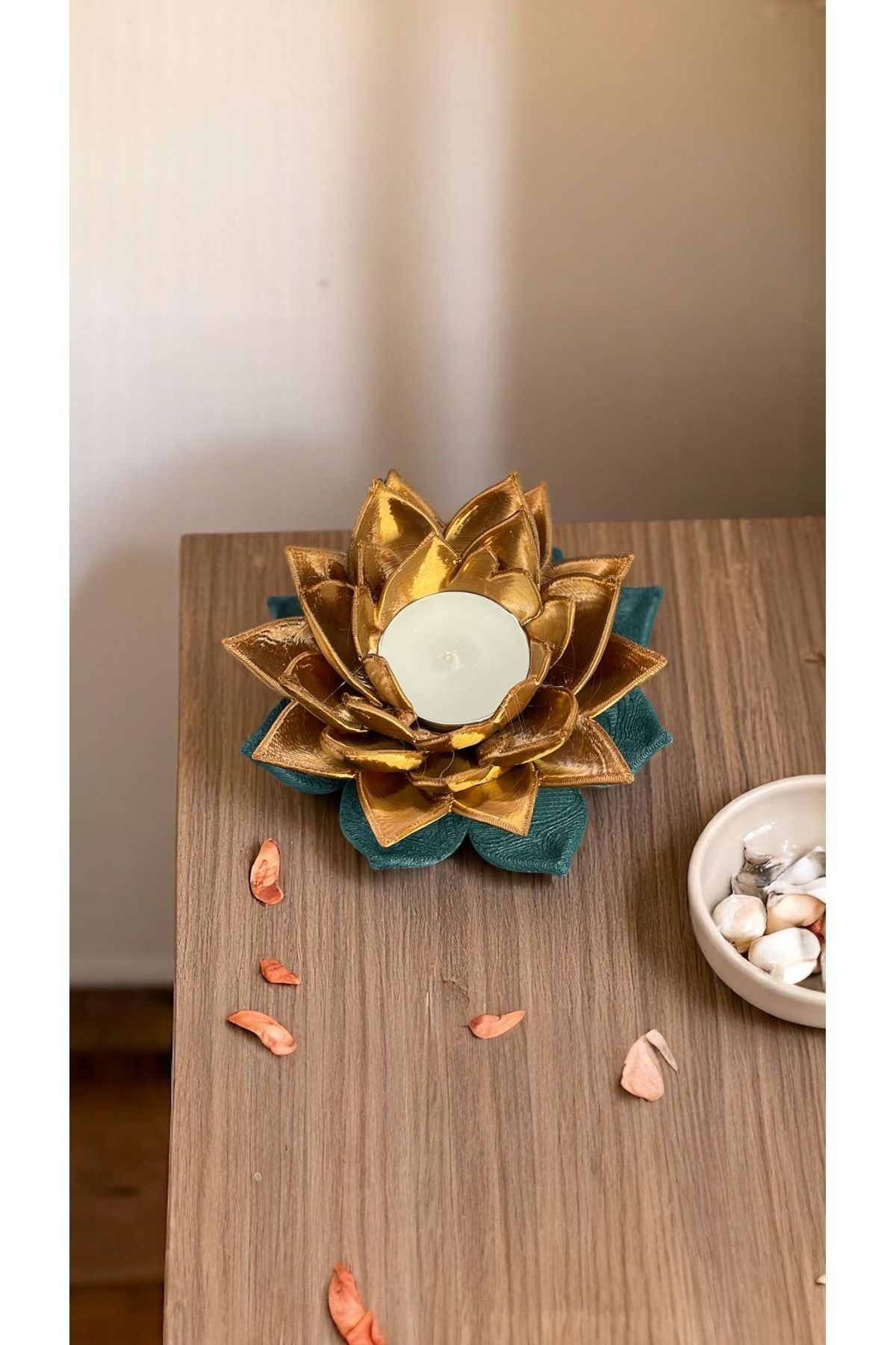 BKShape Flora Shine Lotus Çiçeği Mumluk