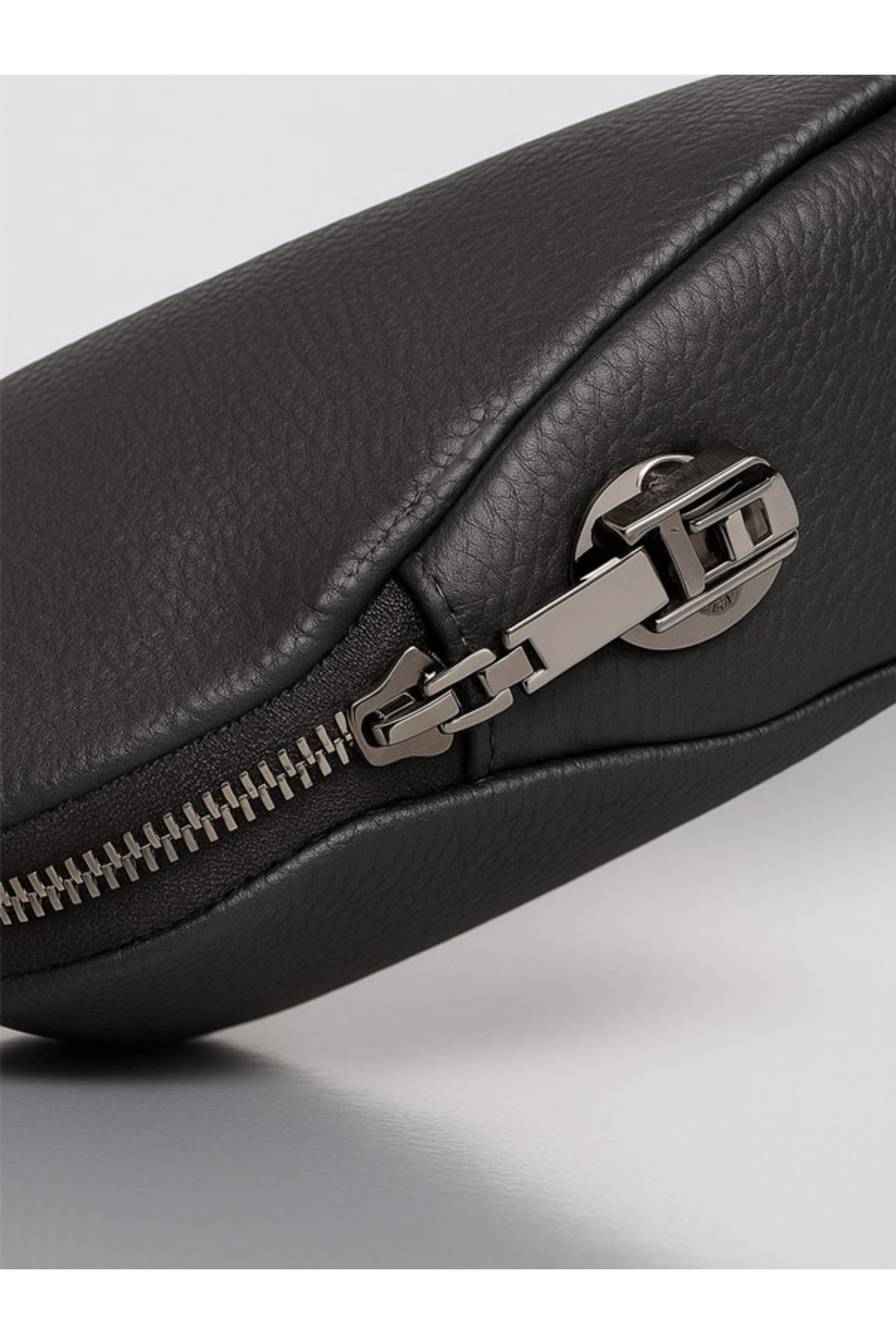 WIWU-Alpha Men's Small Handbag with Fingerprint Lock 4