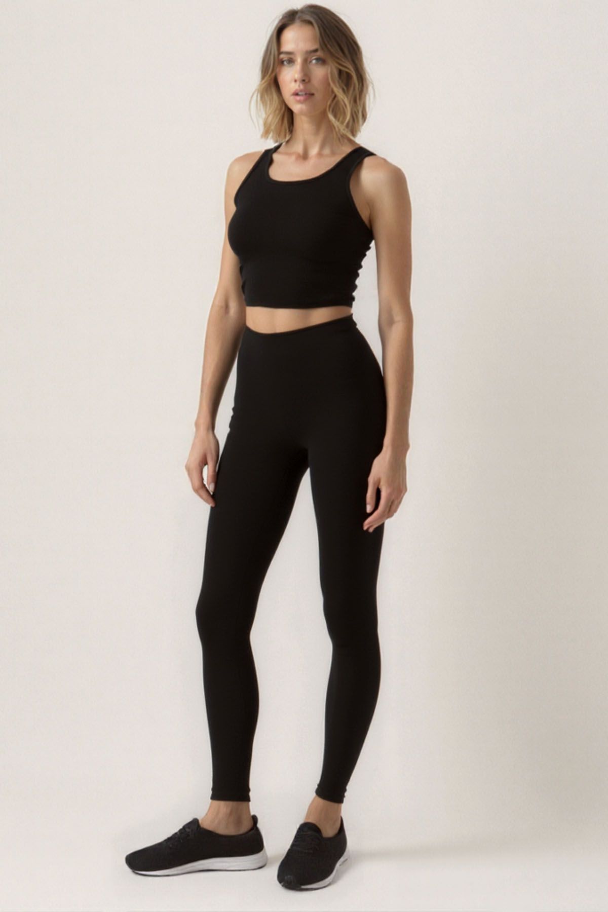 Vitrin Beli Lastikli Spor Tayt