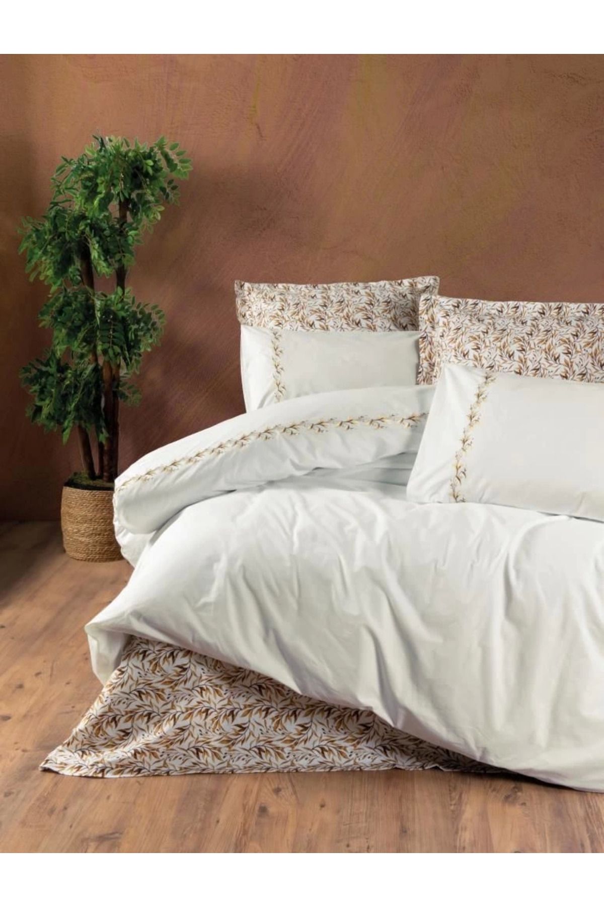 ÖYKÜ VE YİĞİT Cotton Box Majestic Seri Çift Kişilik Nevresim Takımı Polite Tarçın