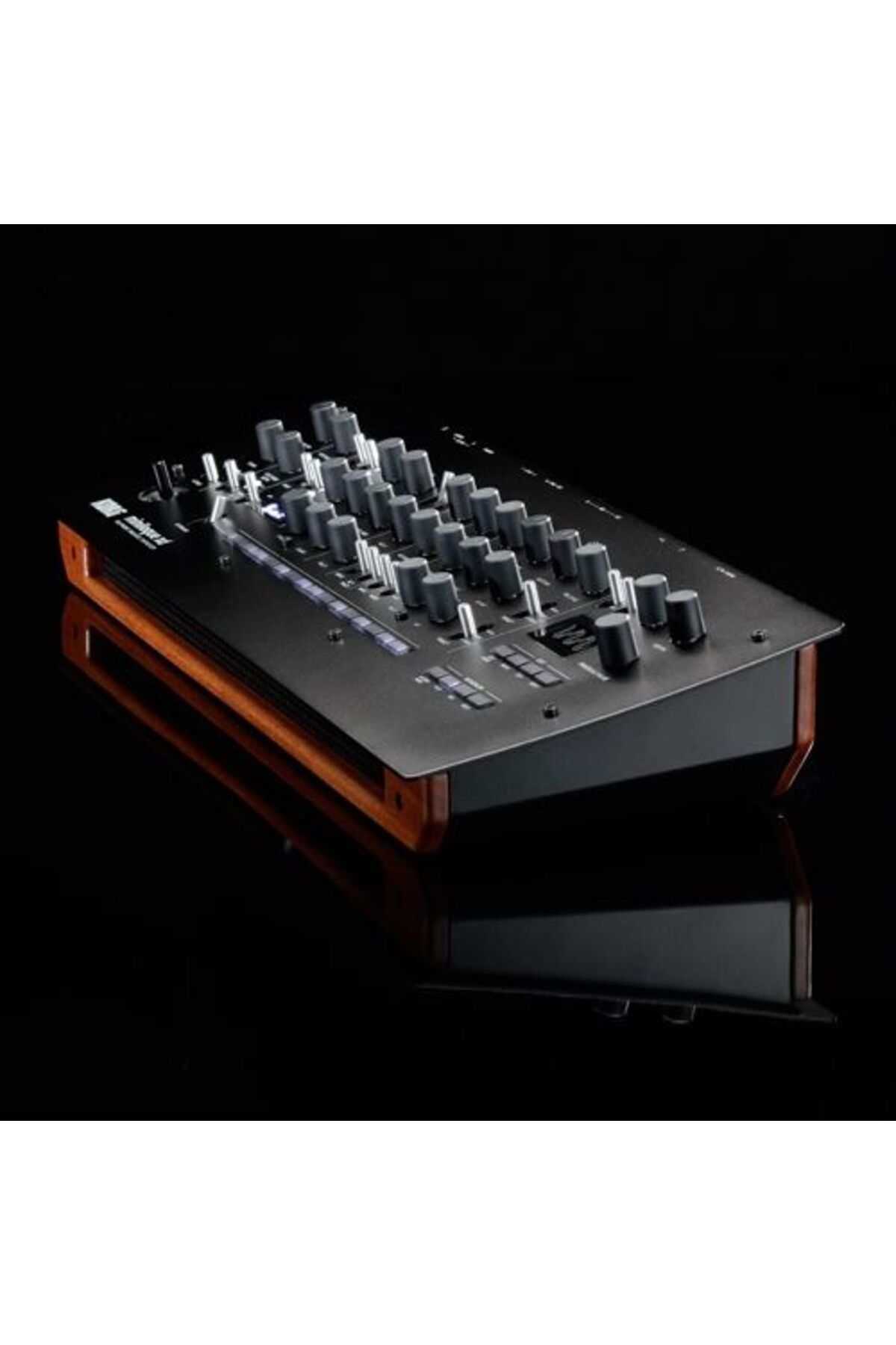 KORG MINILOGUE XD-M