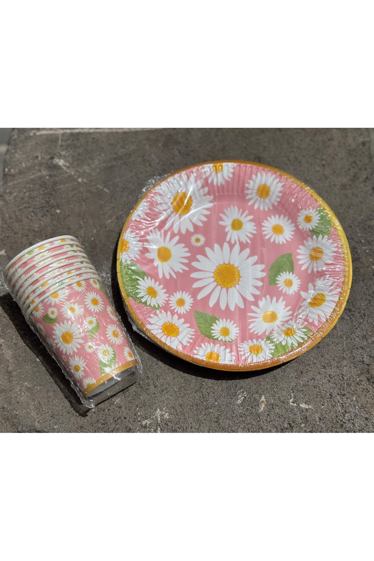 Party Partycom Papatya Desenli 8’li Karton Tabak-Bardak