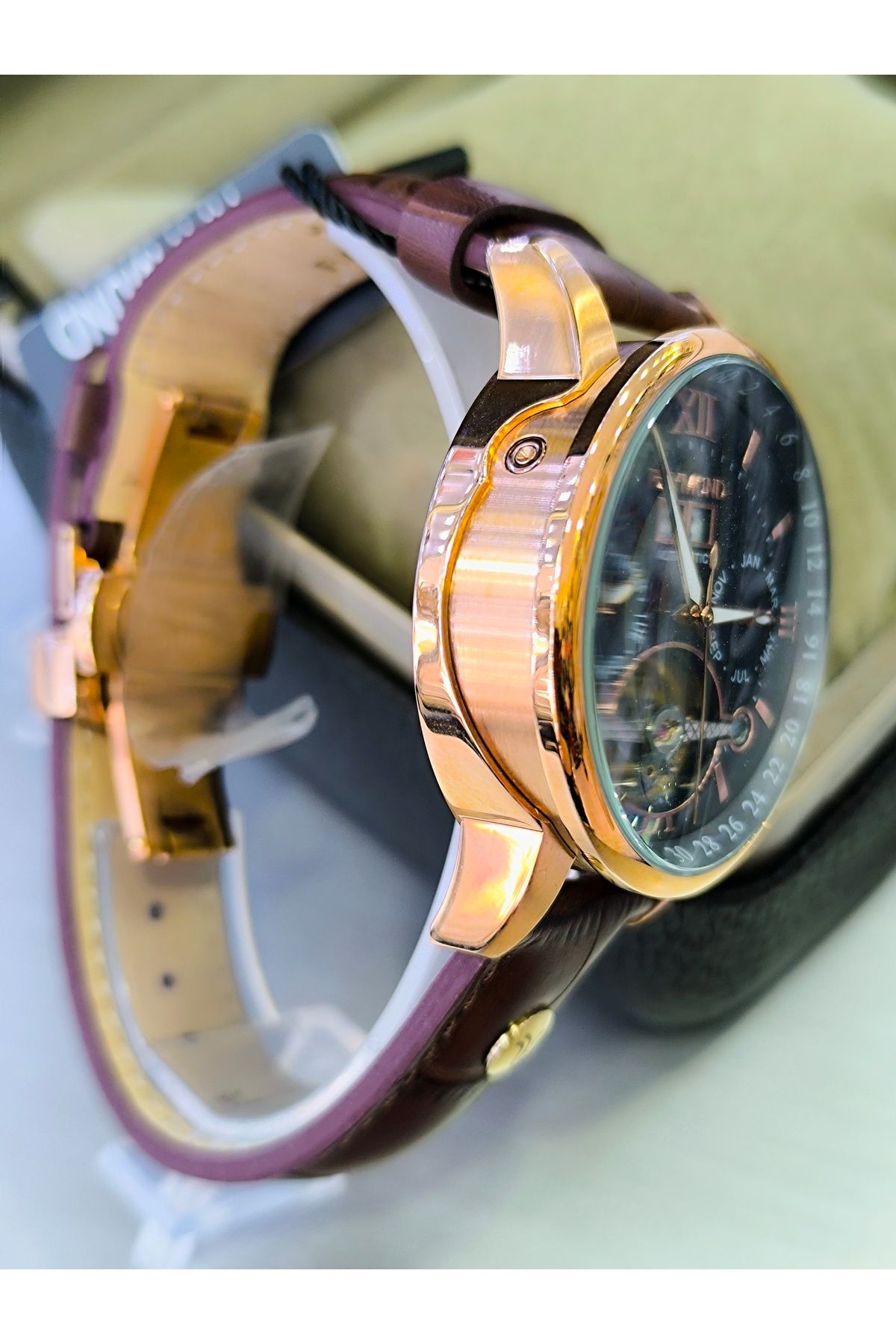 Raymond-Automatic Mechanism Men's Wristwatch 3