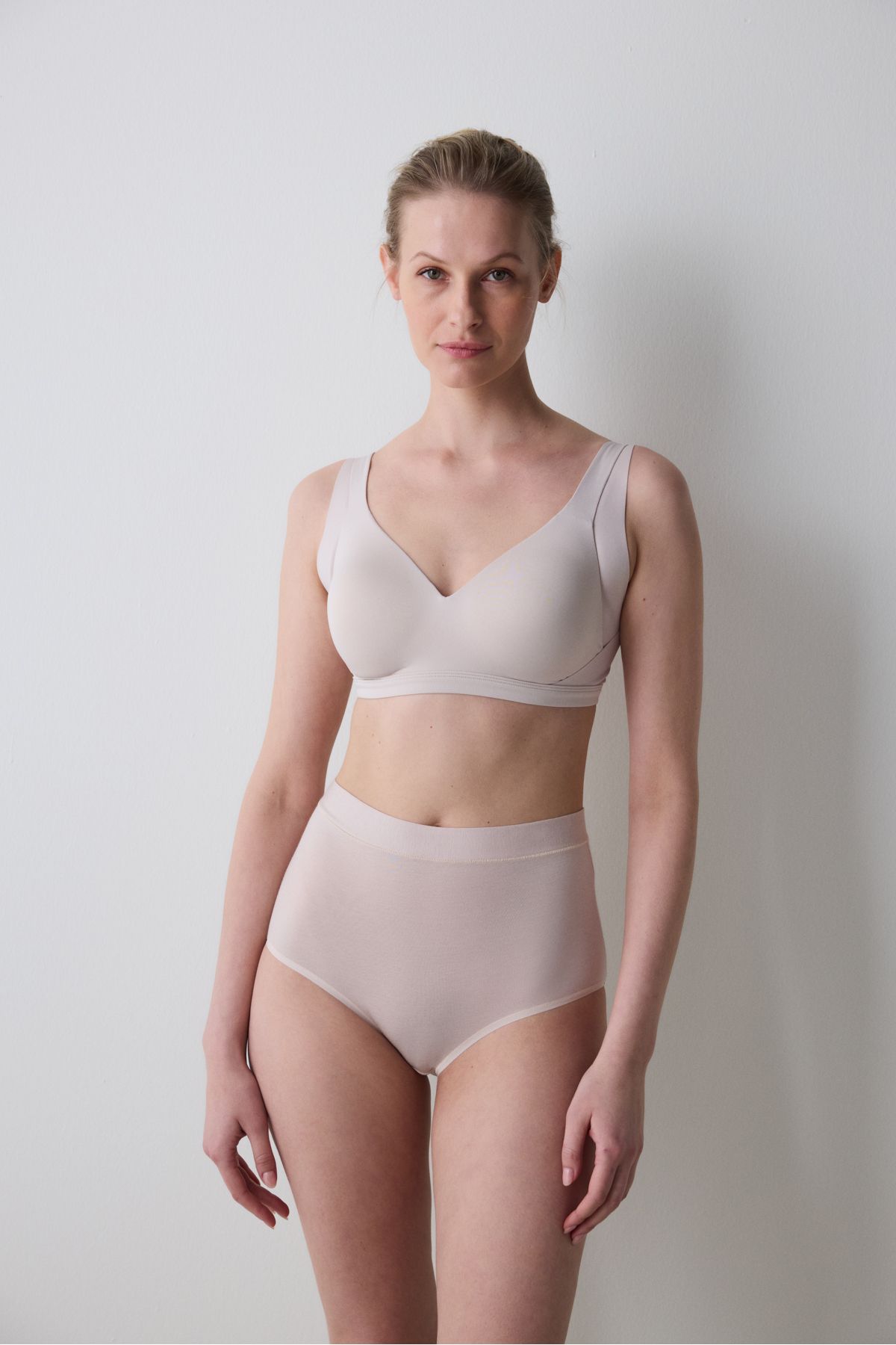 Collagen Highwaist Açık Bej Slip Külot