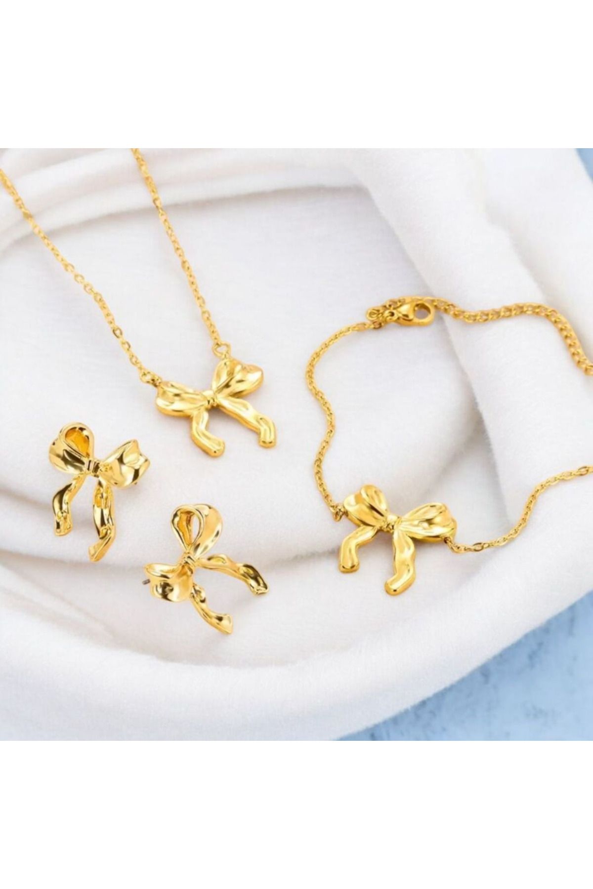 Marchen Collection Kadınlar İçin Gold Renk Fiyonk Kolye , Küpe , Bileklik Seti
