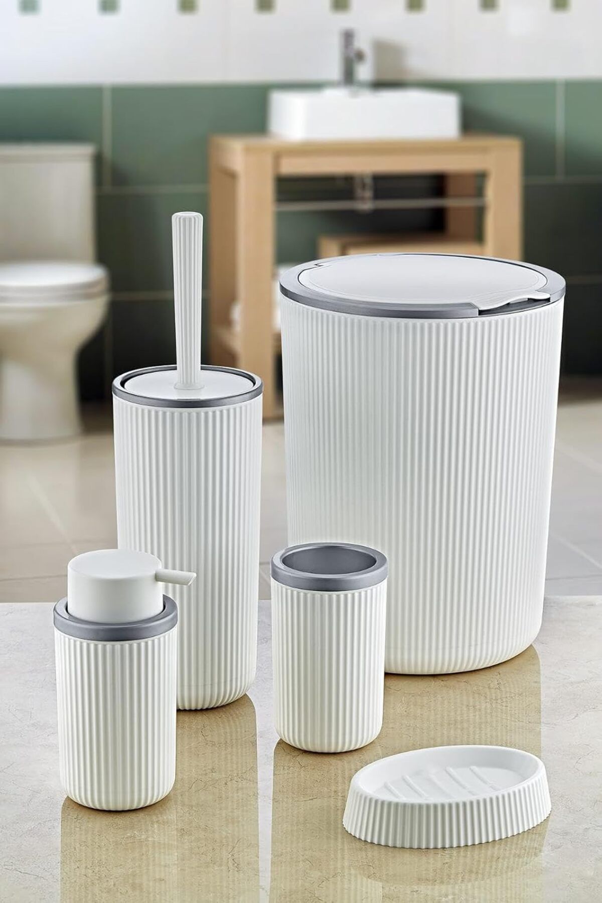 LUXE 5 Parça Lüx Plastik Banyo Seti 7 Litre Dokunmatik Çöp Kovalı, Antibakteriyel Fırça (Beyaz-Gr