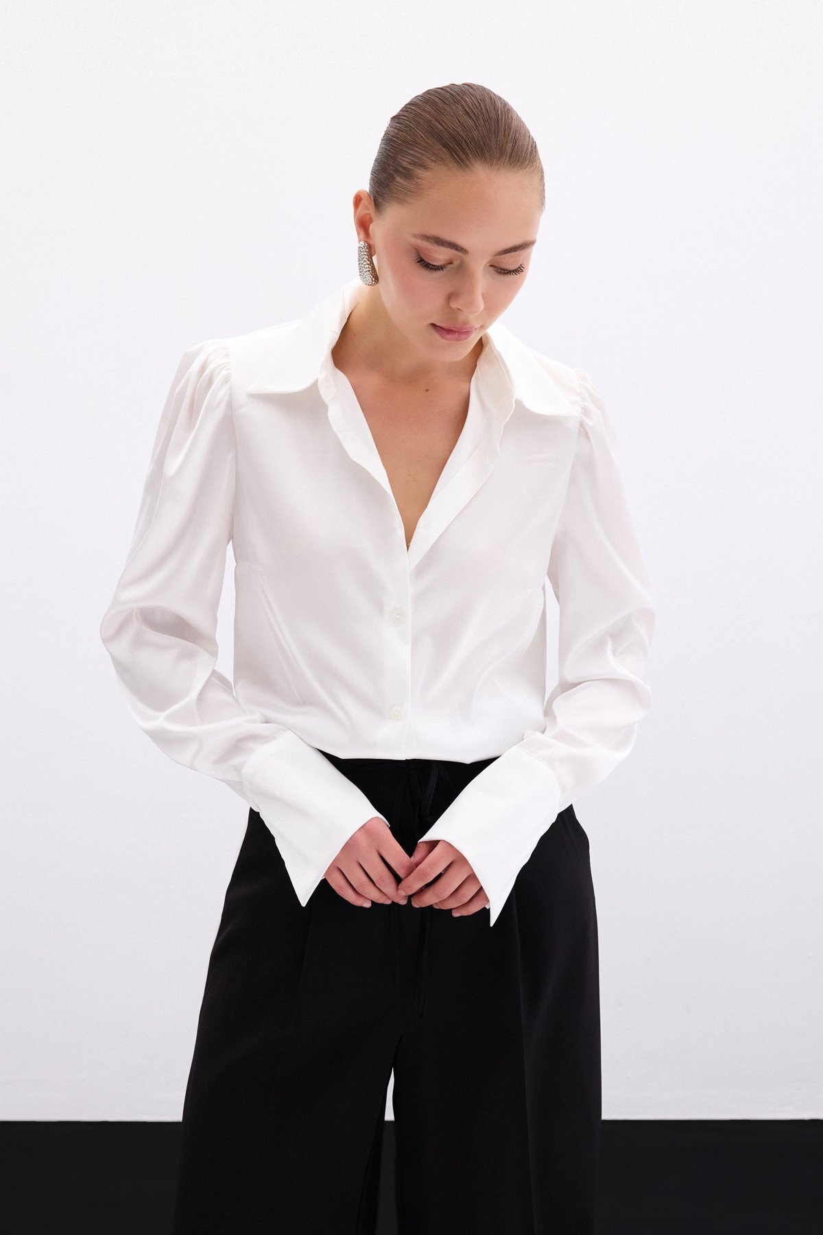 Sateen-Подплатена сатенена риза - Екрю 5