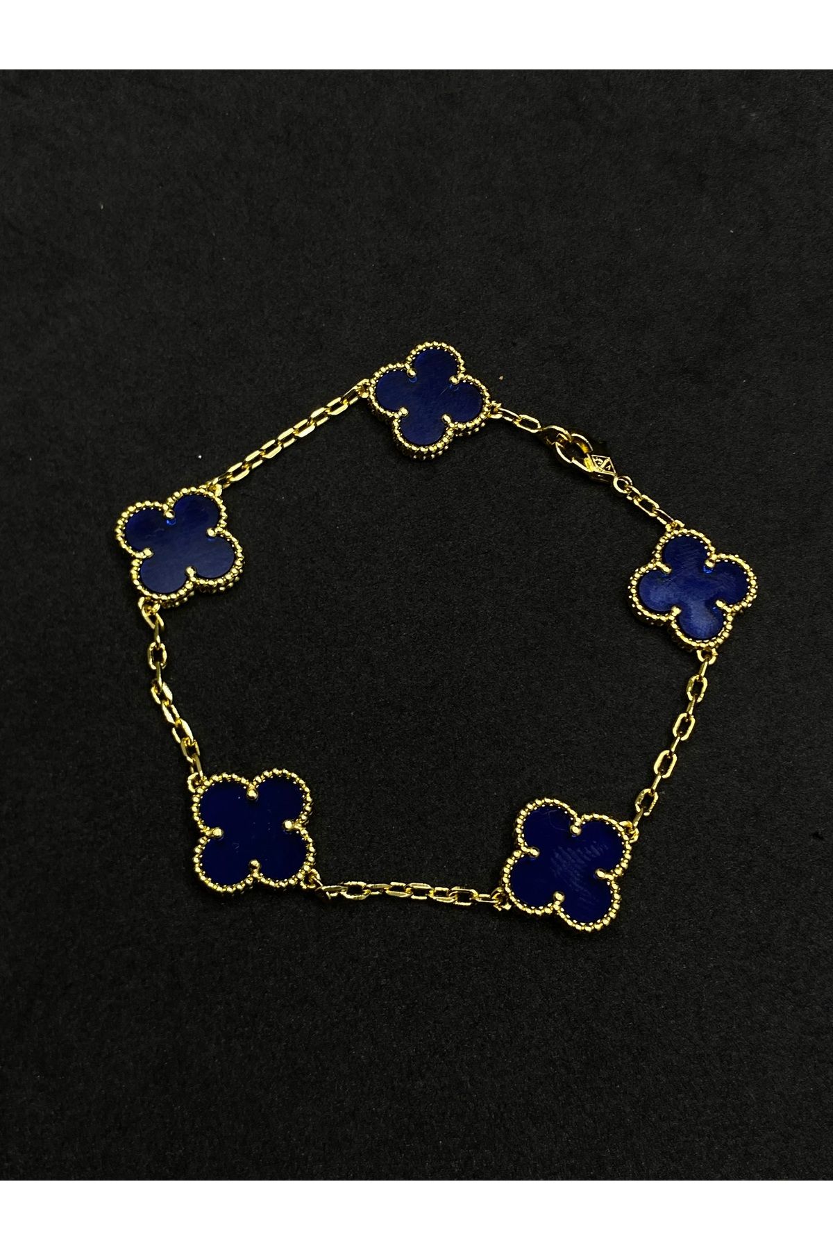 Jiji Jewelery 1. Kalite Van Cleef Çift Taraflı Mineli Altın Renk Paslanmaz Çelik Bileklik 17 Cm