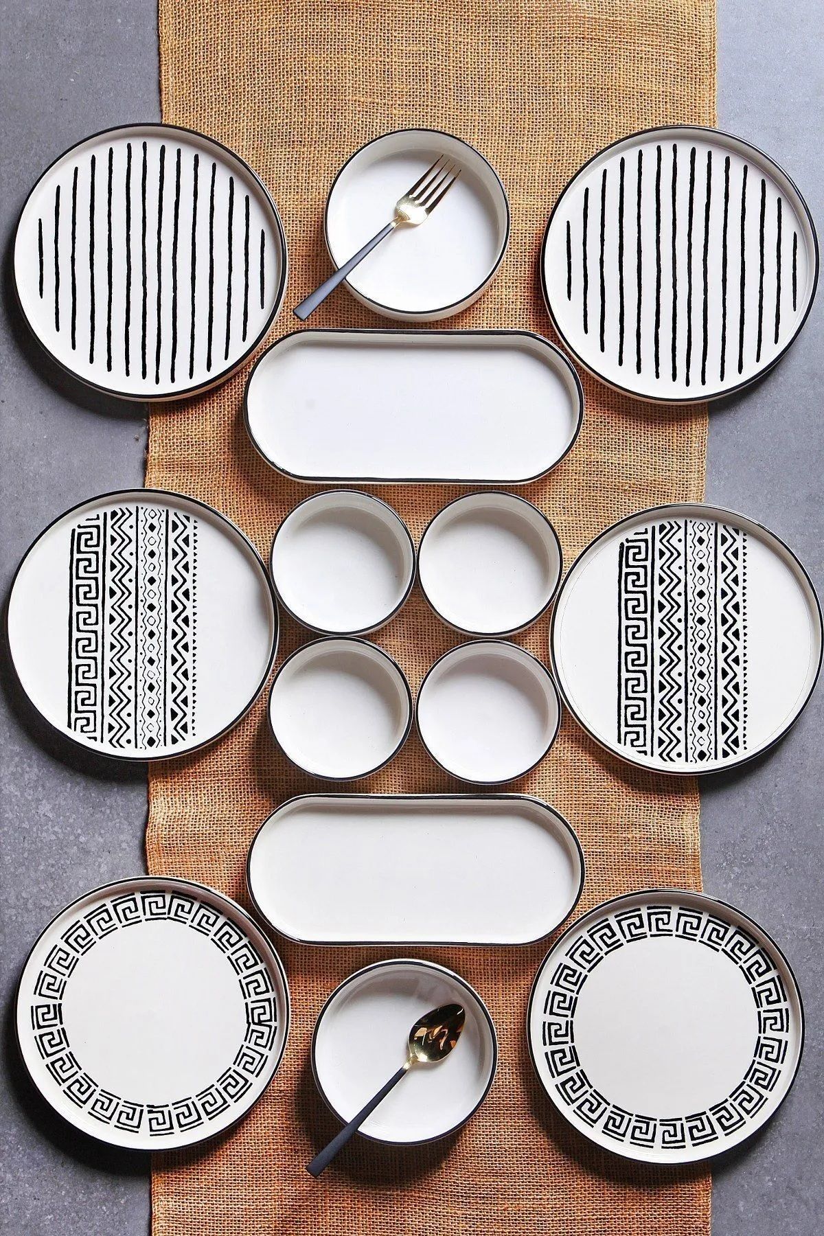 WuuQ-14 Piece Stackable Sio Savior Breakfast Set for 6 People - Luxury Breakfast Presentation Set Plate 2