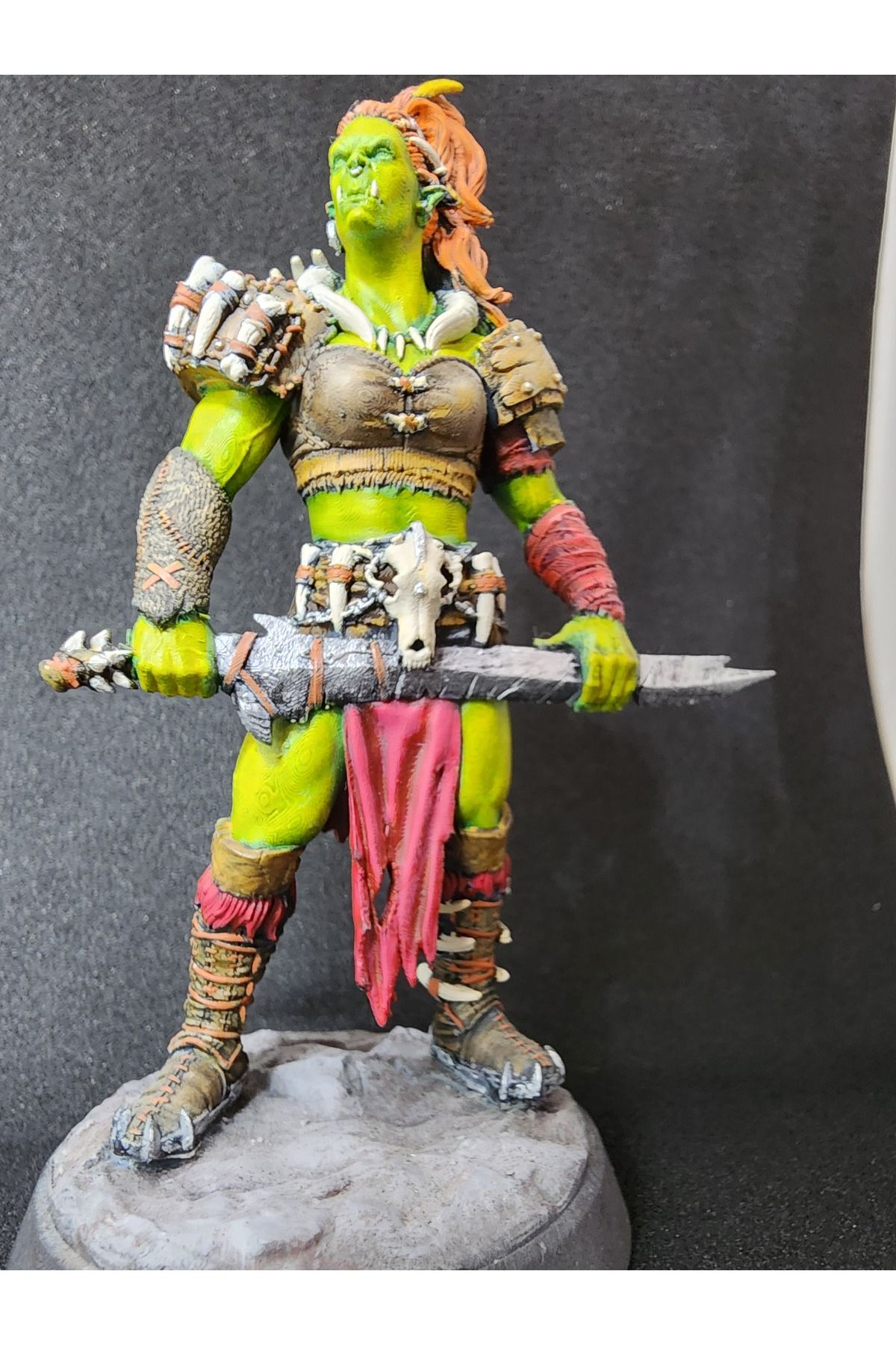 Volans El Boyaması 3D Baskı Dişi Ork Savaşçı Figürü