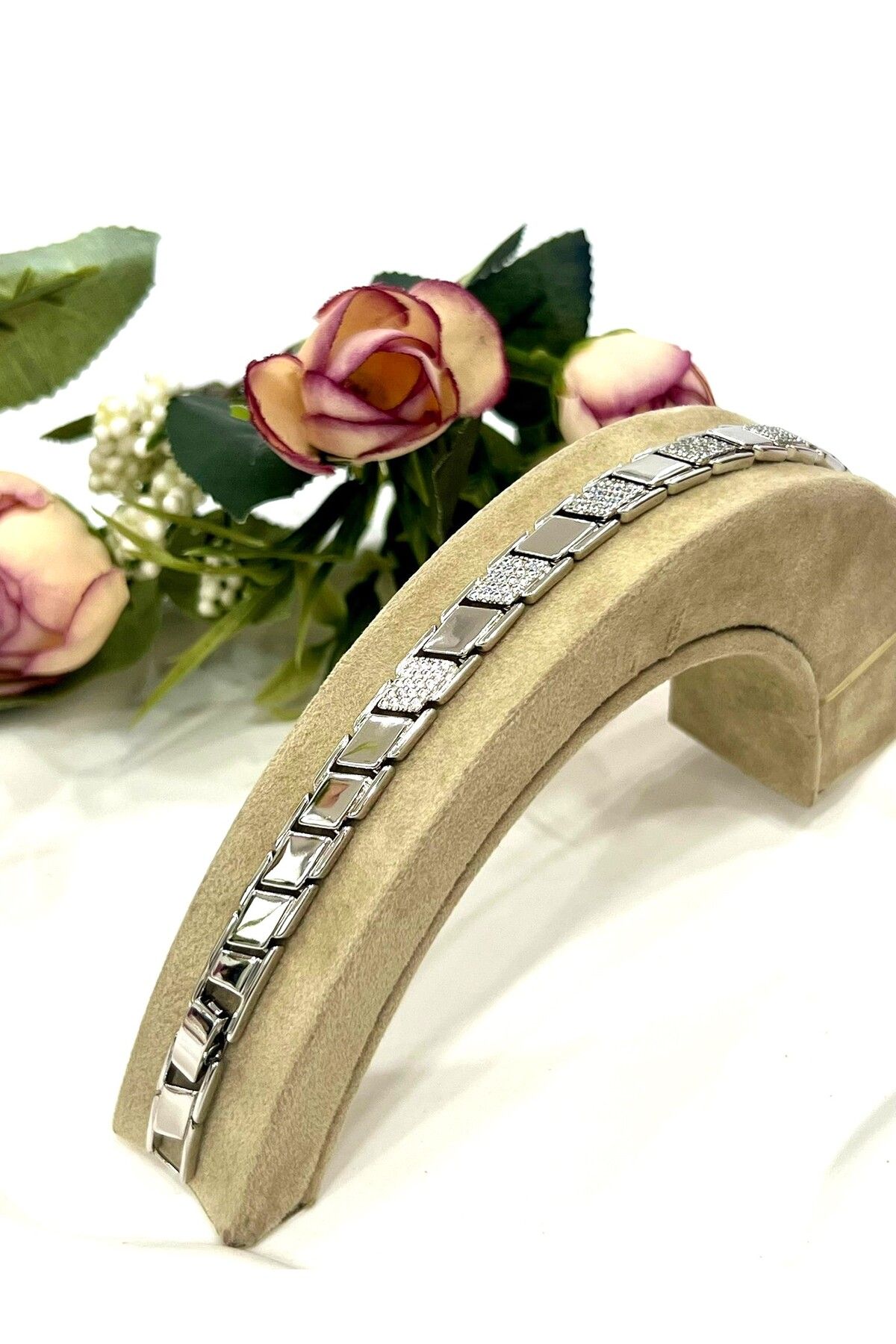 masal takı&aksesuar XUPING Vip Ray Zirkon Taşlı Çelik Bileklik (14K GOLD RENK /17-19CM)