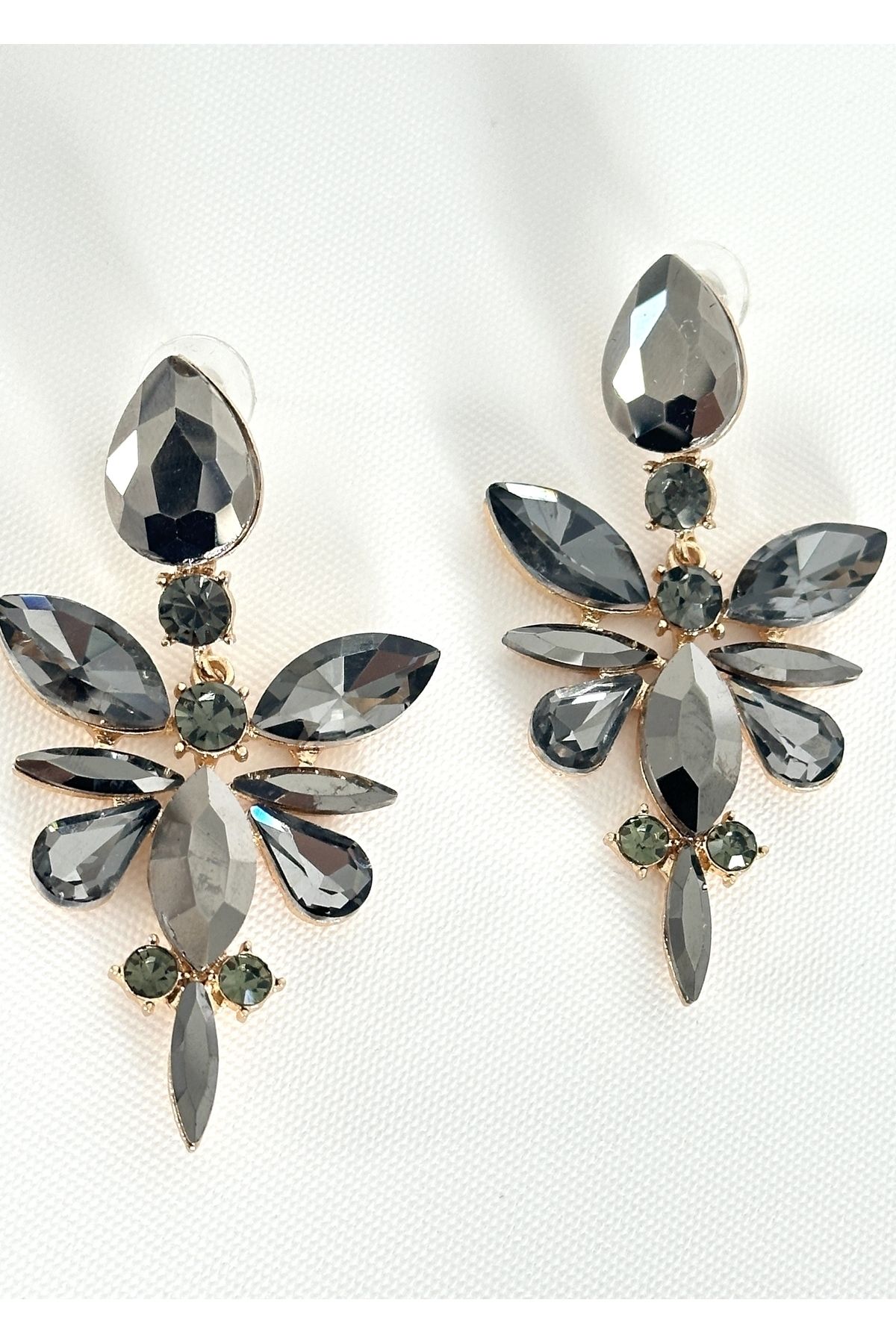 FASHİON JEWELRY Abiye Parlak Taşlı Sallantılı Küpe