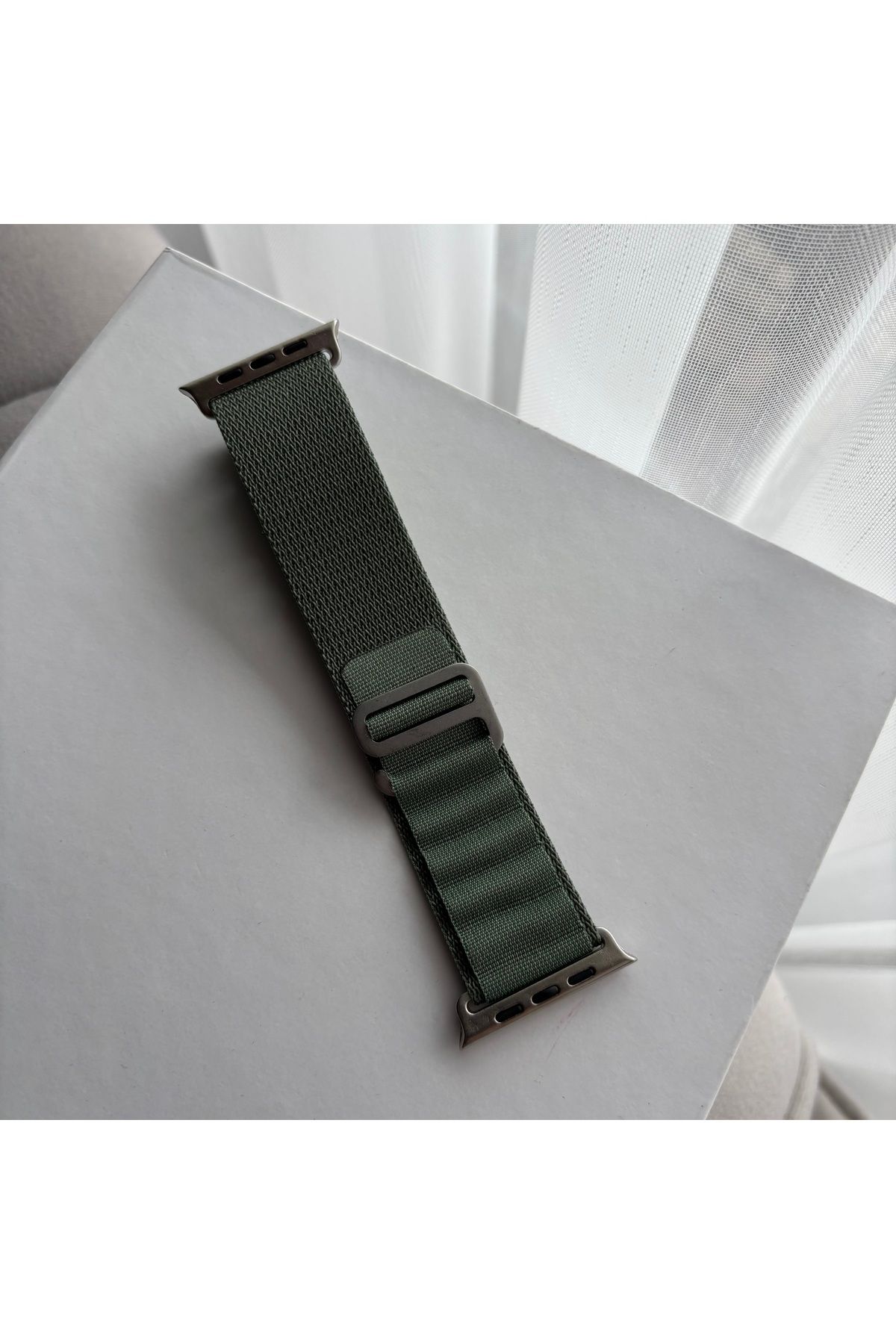 sayecase Apple Watch 6/7/SE/8/9 Serisi Uyumlu 42-44-45-49 MM Kumaş Kordon