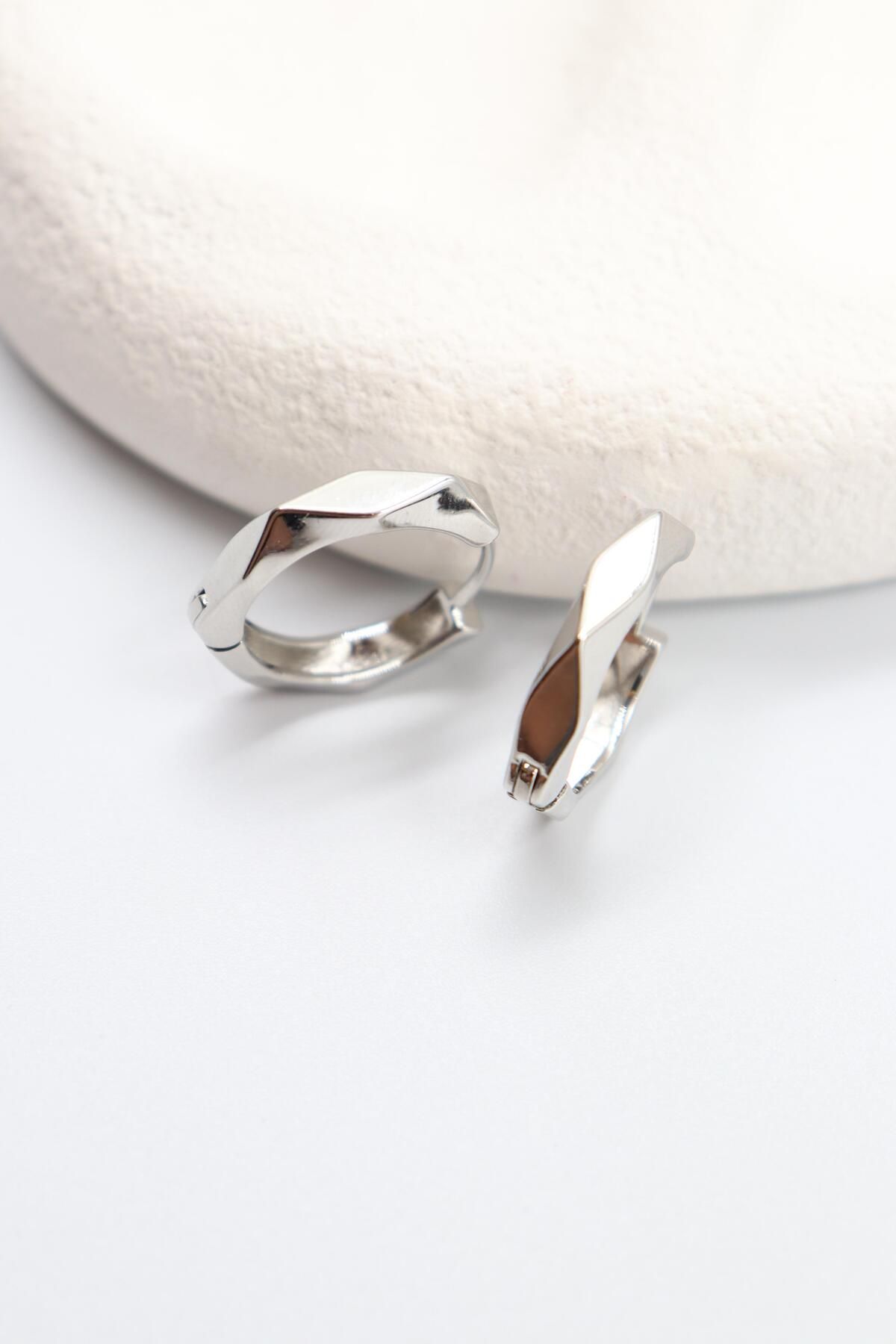 BY CANSU ACCESSORİES Jolanda Silver Küpe