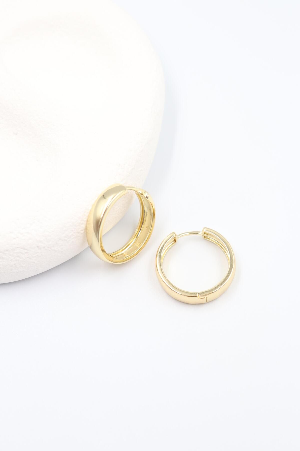 BY CANSU ACCESSORİES Civita Gold Küpe (14k)