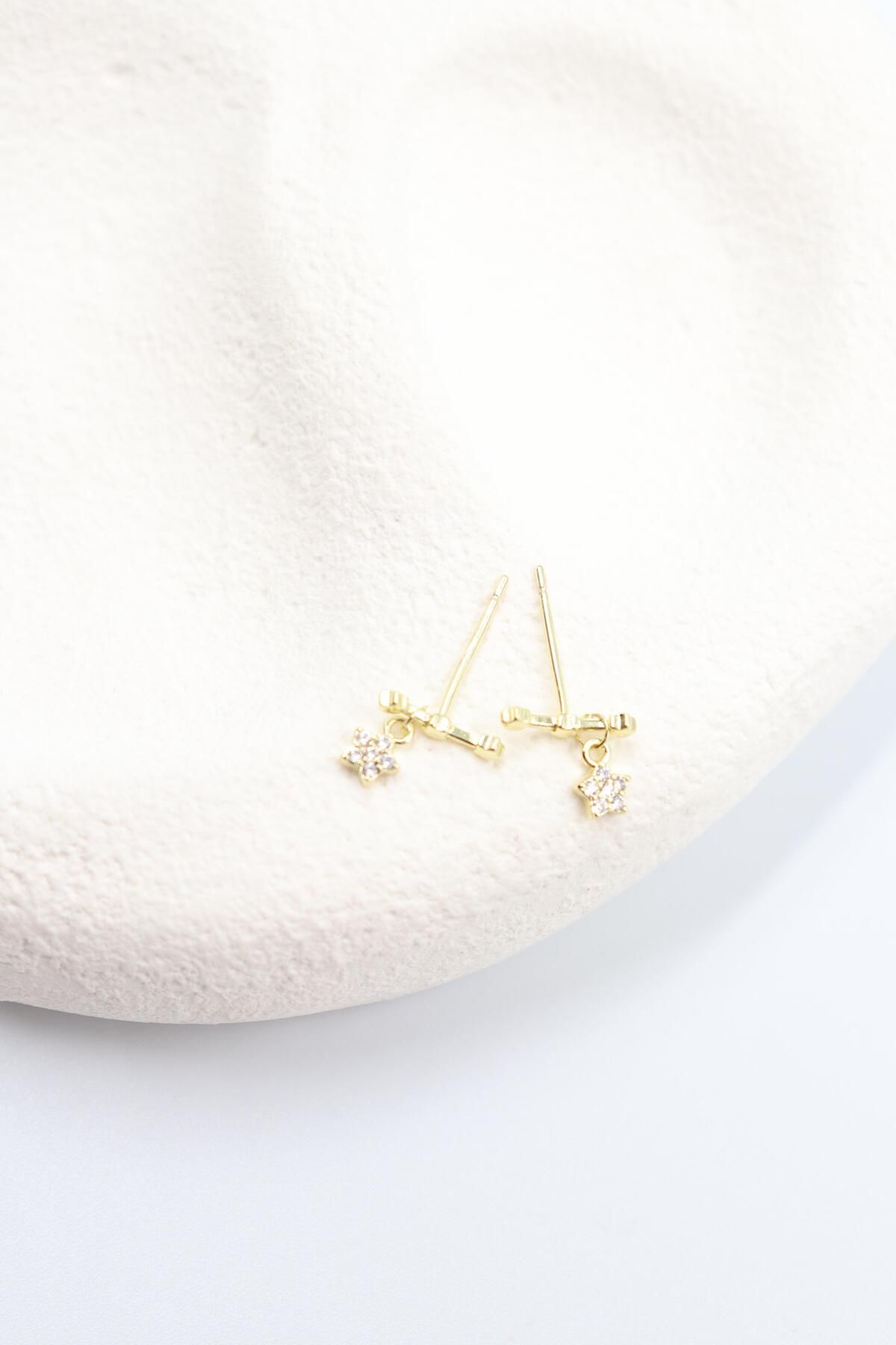BY CANSU ACCESSORİES Gemma Gold Küpe (14k)