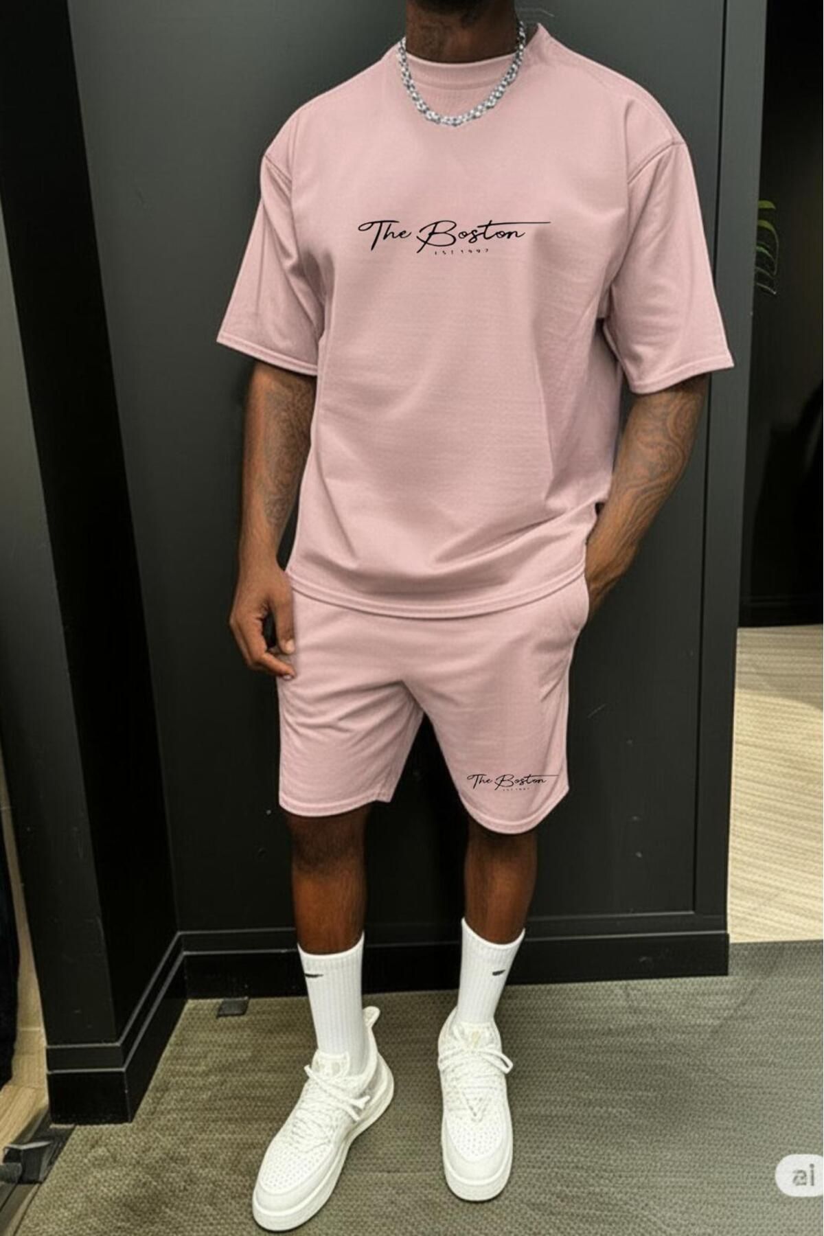 NO 601 Erkek Pembe Fine Futter Boston Baskılı Yetim Kol Tshirt Şort Takımı