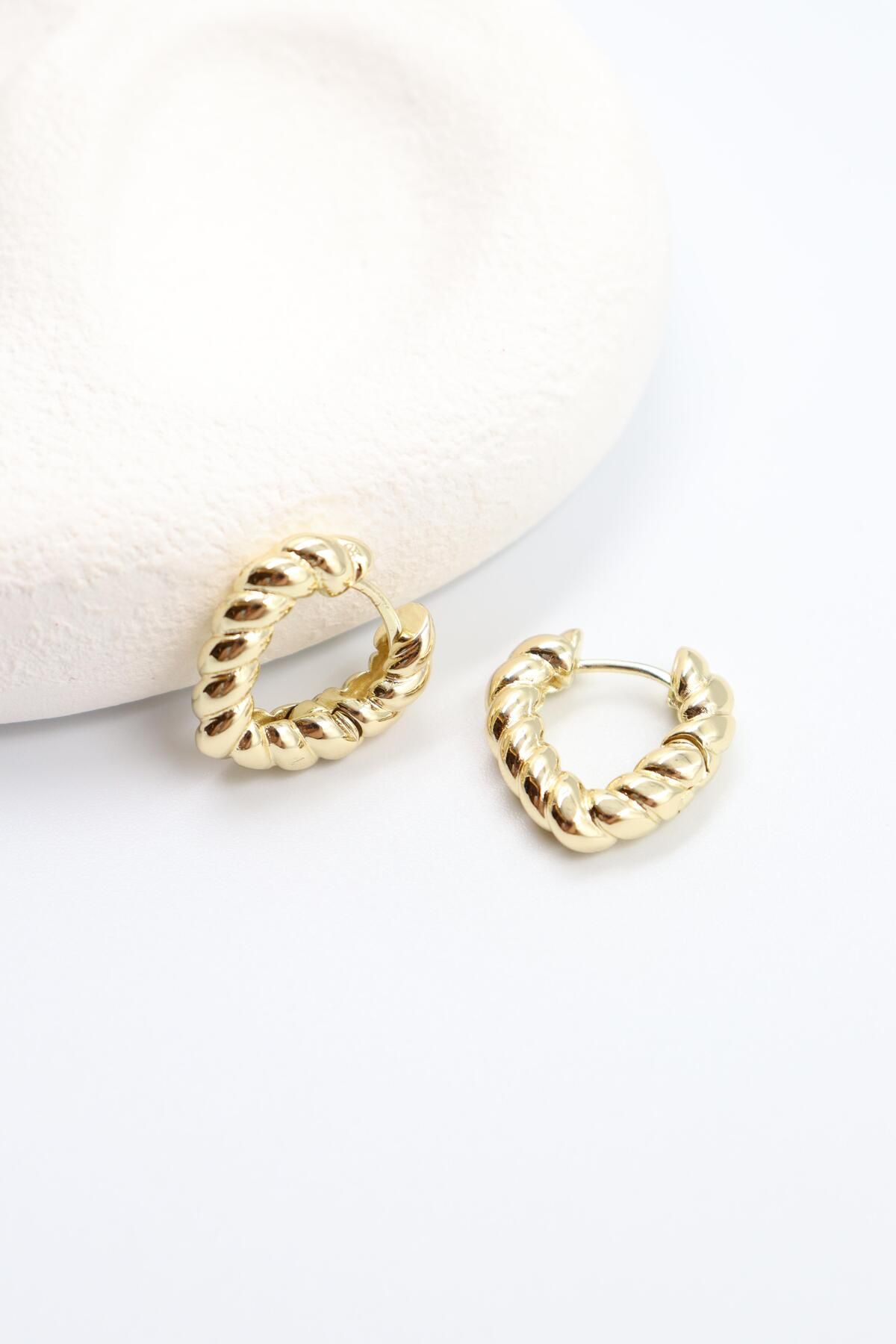 BY CANSU ACCESSORİES Renata Gold Küpe (14k)