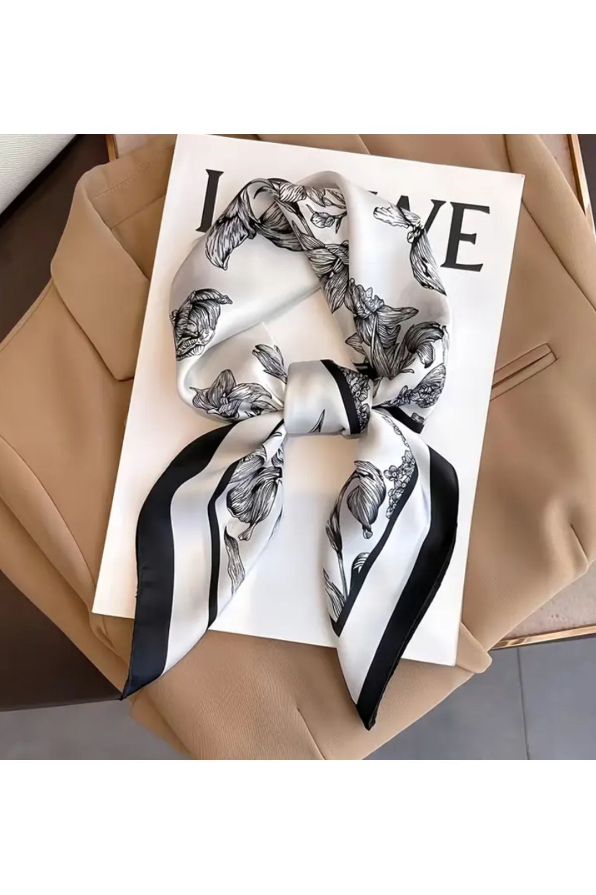 Phellos-Eșarfă cu model de flori alb-negru – Accesoriu elegant pentru femei cu aspect de mătase 2