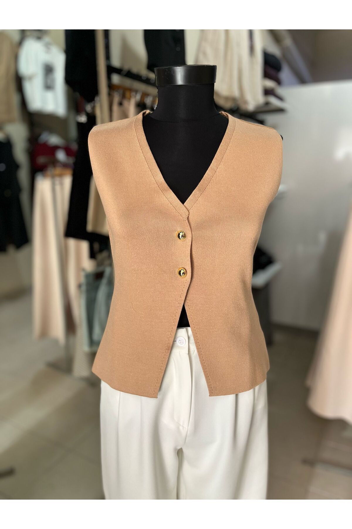 Butik Kadın Giyim Triko Çelik Kumaş Yelek