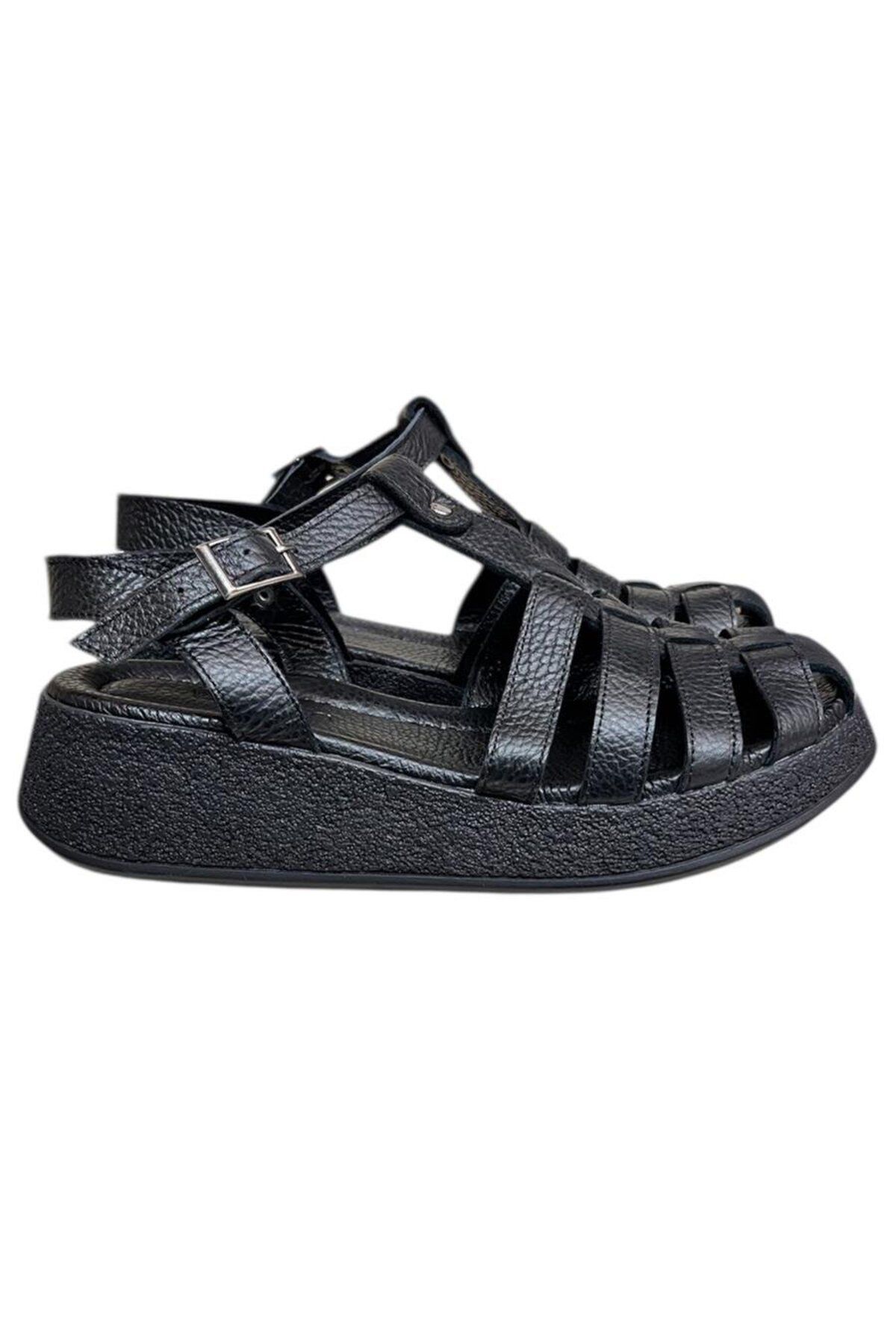 TUFAN SHOES Siyah Hakiki Deri Bant Detaylı Bilekten Bağlı Comfort Taban Sandalet