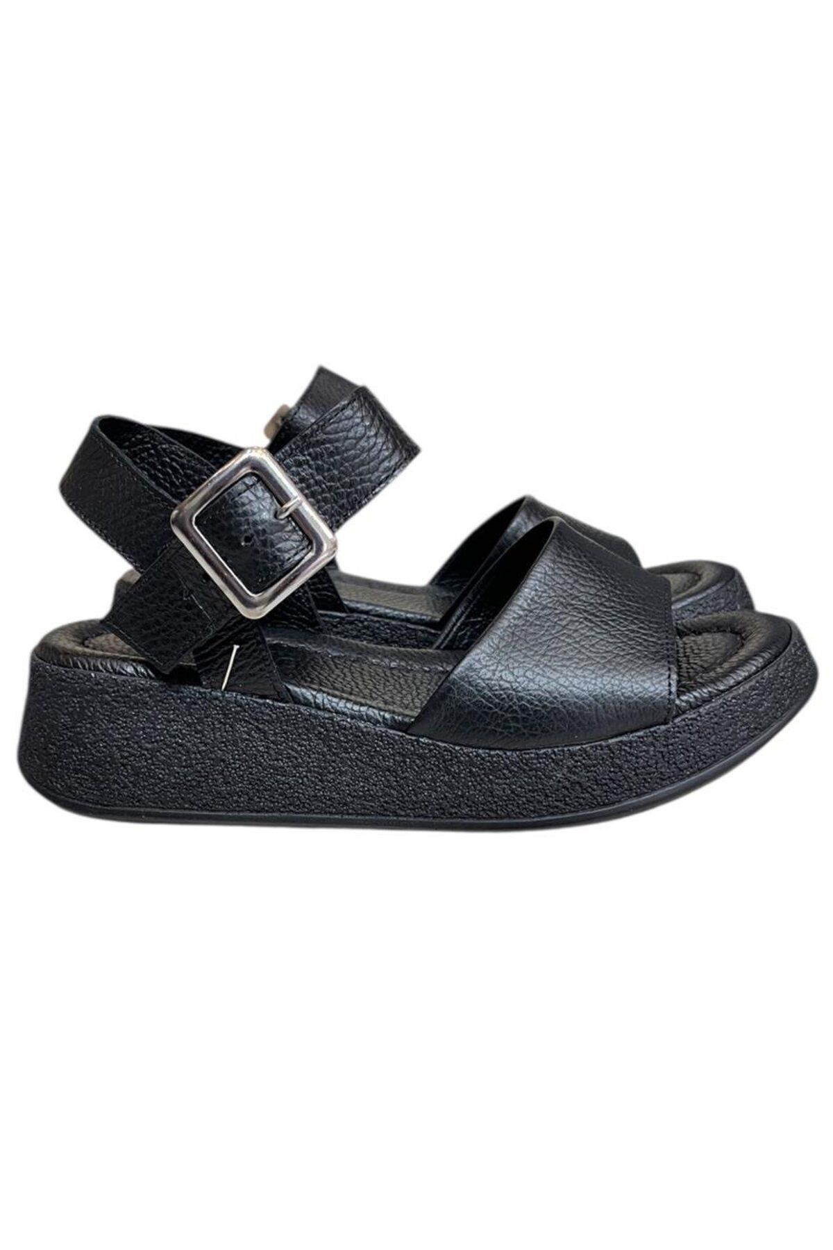 TUFAN SHOES Siyah Hakiki Deri Bilekten Bağlı Comfort Taban Sandalet
