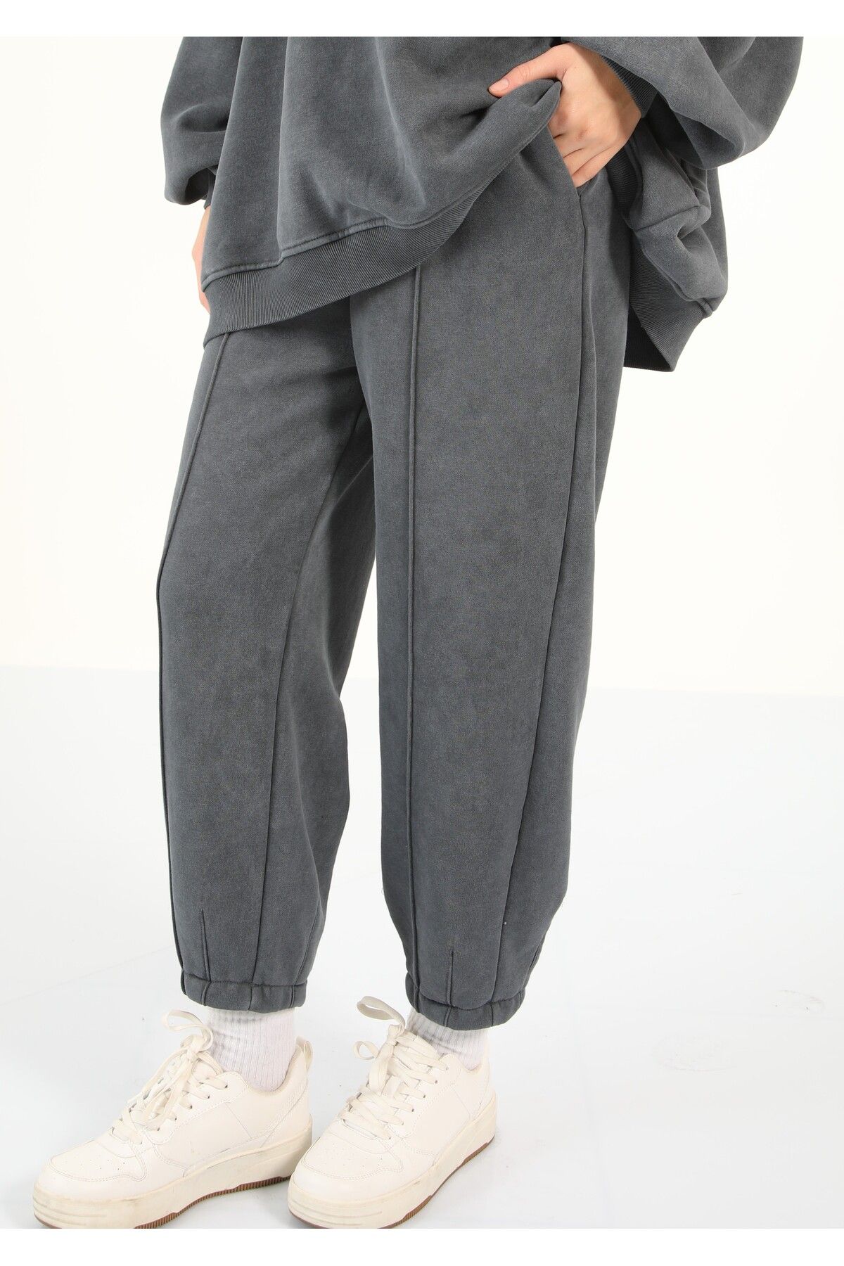 Suede Style 5379 - 3 İplik Soft Yıkamalı Rahat Salaş Kadın Eşofman Altı