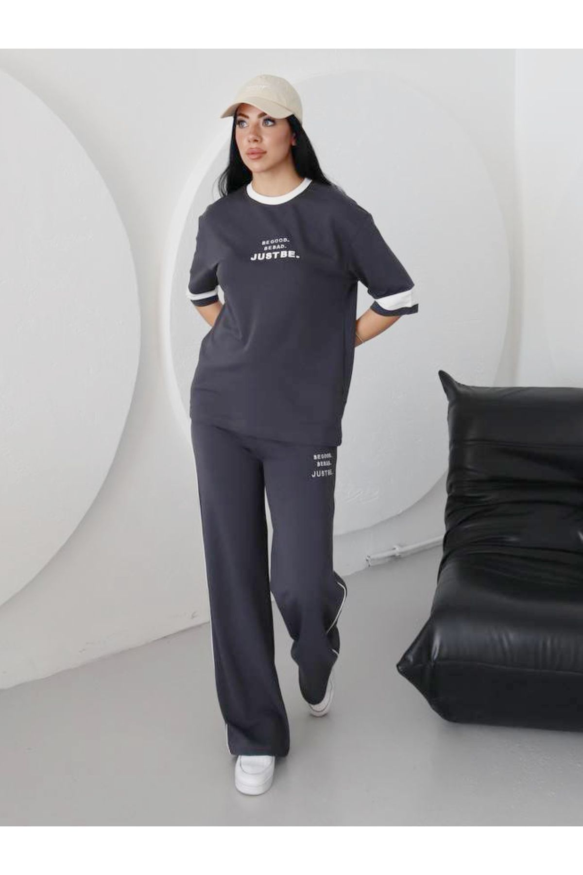 estilowear Kadın yaz spor eşofman takımı günlük kullanıma uygun ve çok rahat Model 1990