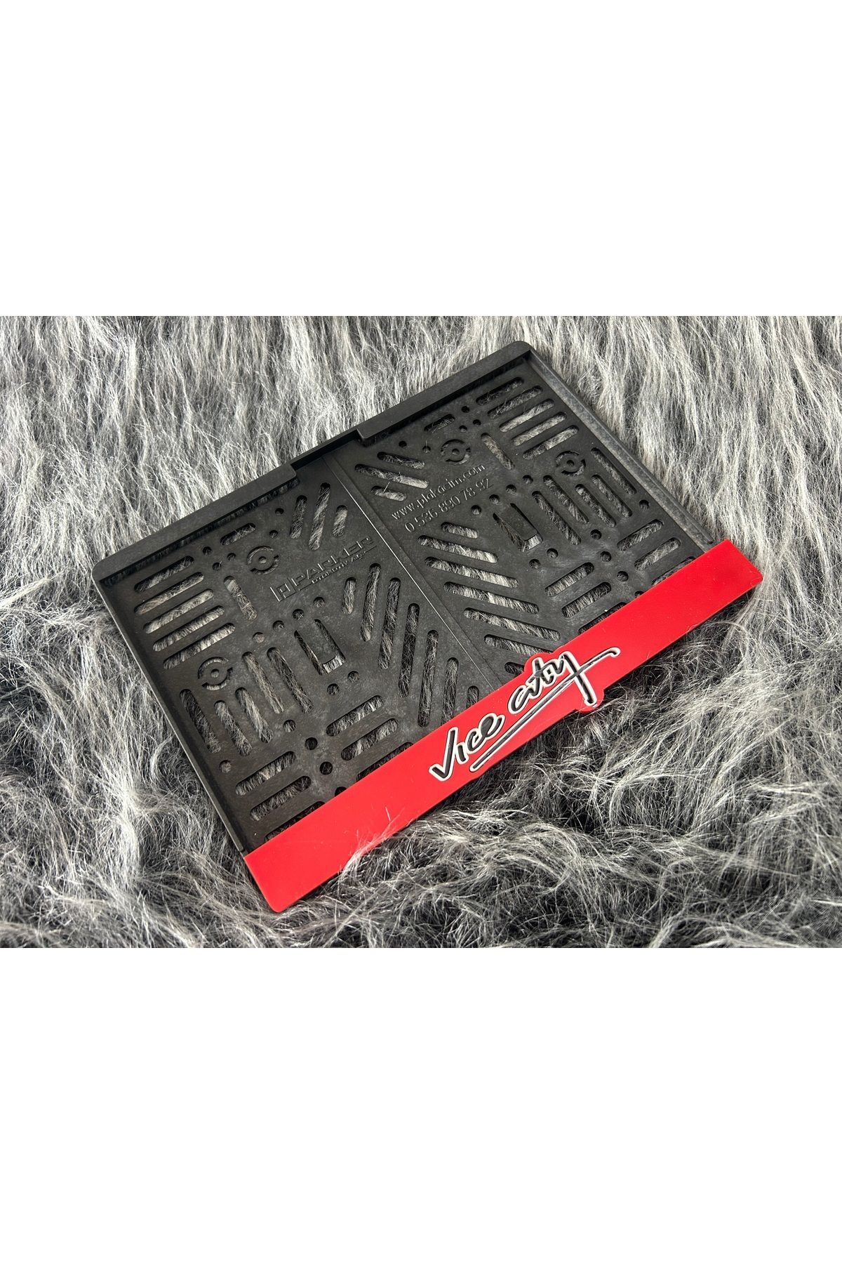 MERLINS OTO Merlins 3D Kabartmalı Pleksi Motor Plakalığı