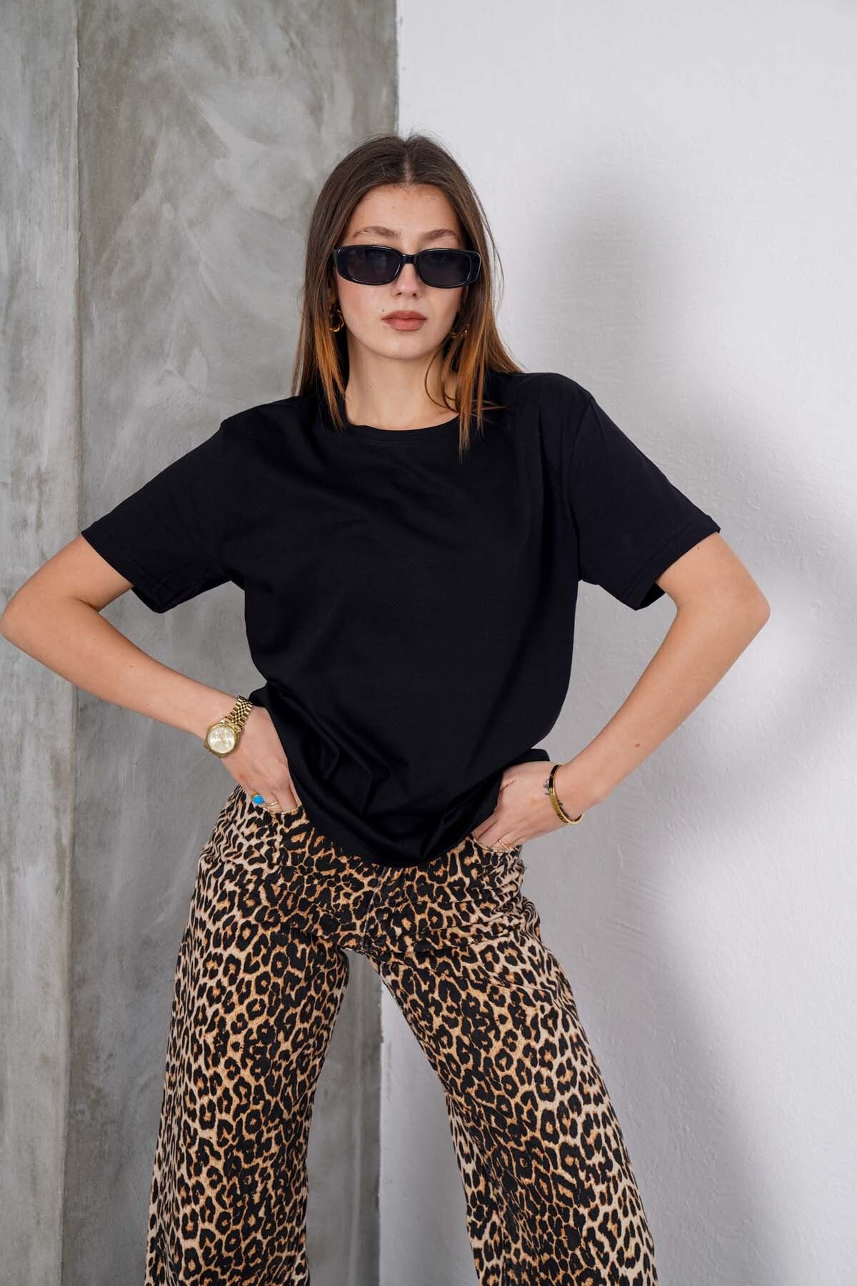 A Y Clothing BASKISIZ T-SHİRT