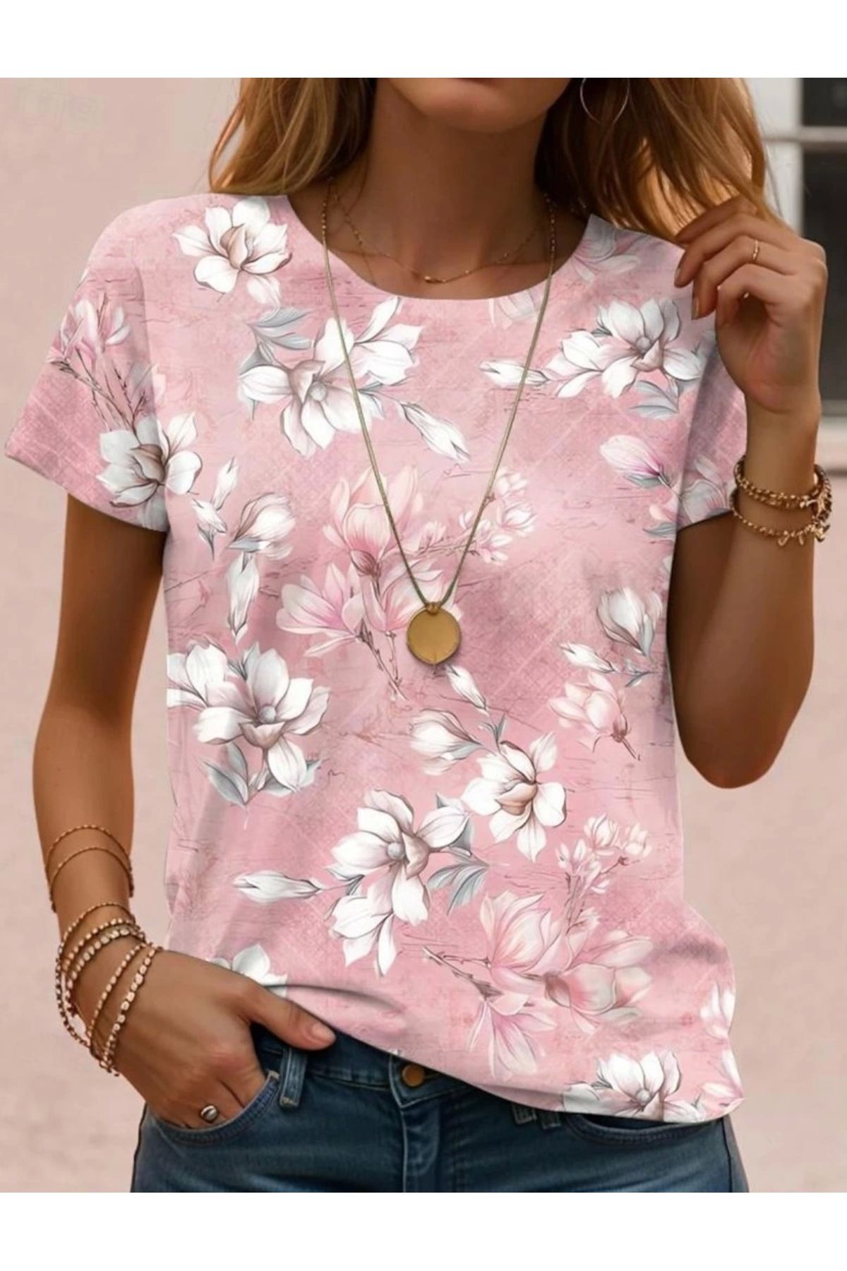 Butik Kadın Kısa Kollu Bisiklet Yaka çiçek Desenli Viskon Bluz