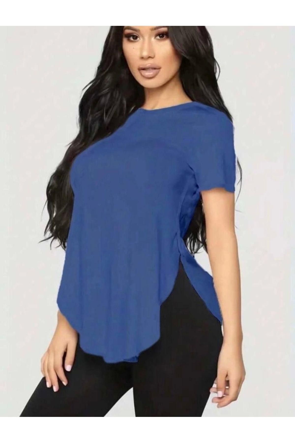 Butik Kadın Türlü Viskon Kumaş Yırtmaç Detaylı Bluz