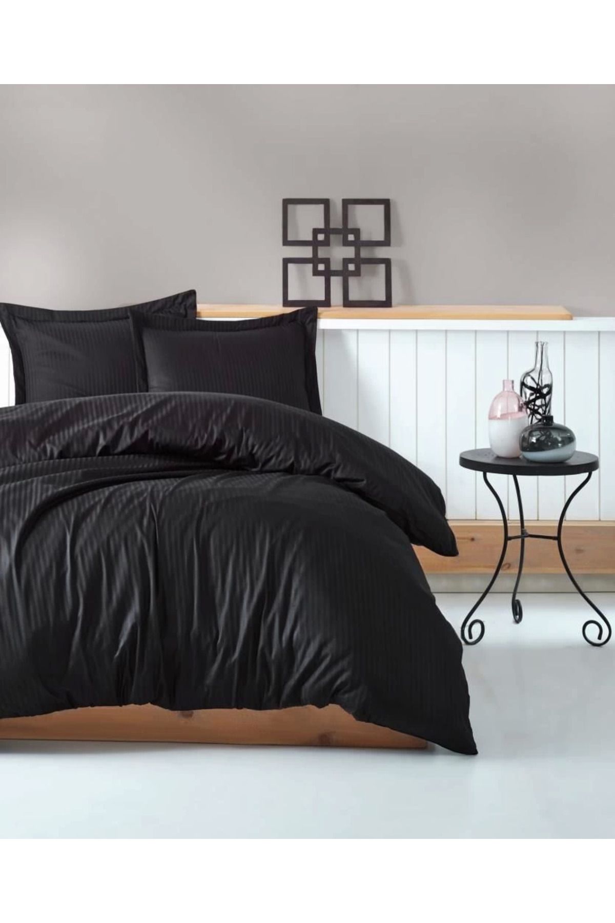 ÖYKÜ VE YİĞİT Cotton Box Çift Kişilik Saten Nevresim Takımı Elegante Stripe Siyah