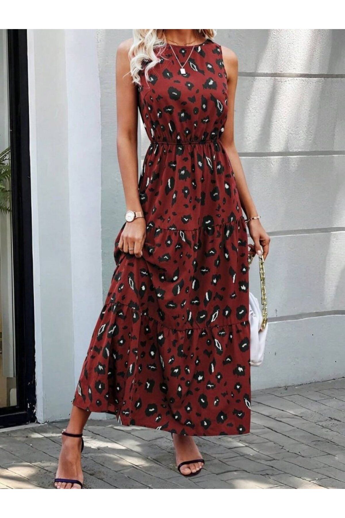 Masspera Bisiklet Yaka Kolsuz Desenli Beli Lastikli Volanlı Maxi Boy Elbise