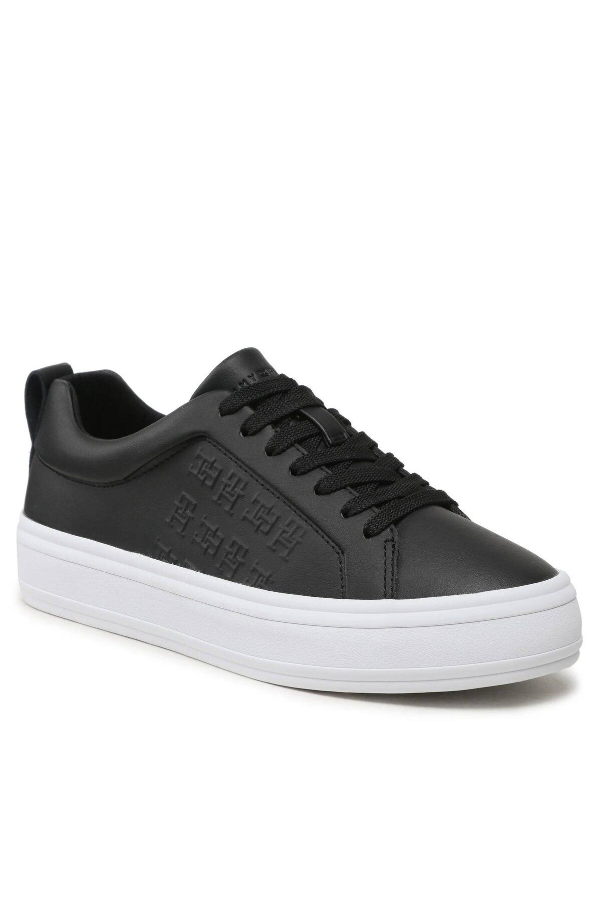 Tommy Hilfiger-TH Embossed Vulc Sneaker - Comfortable and Stylish 1