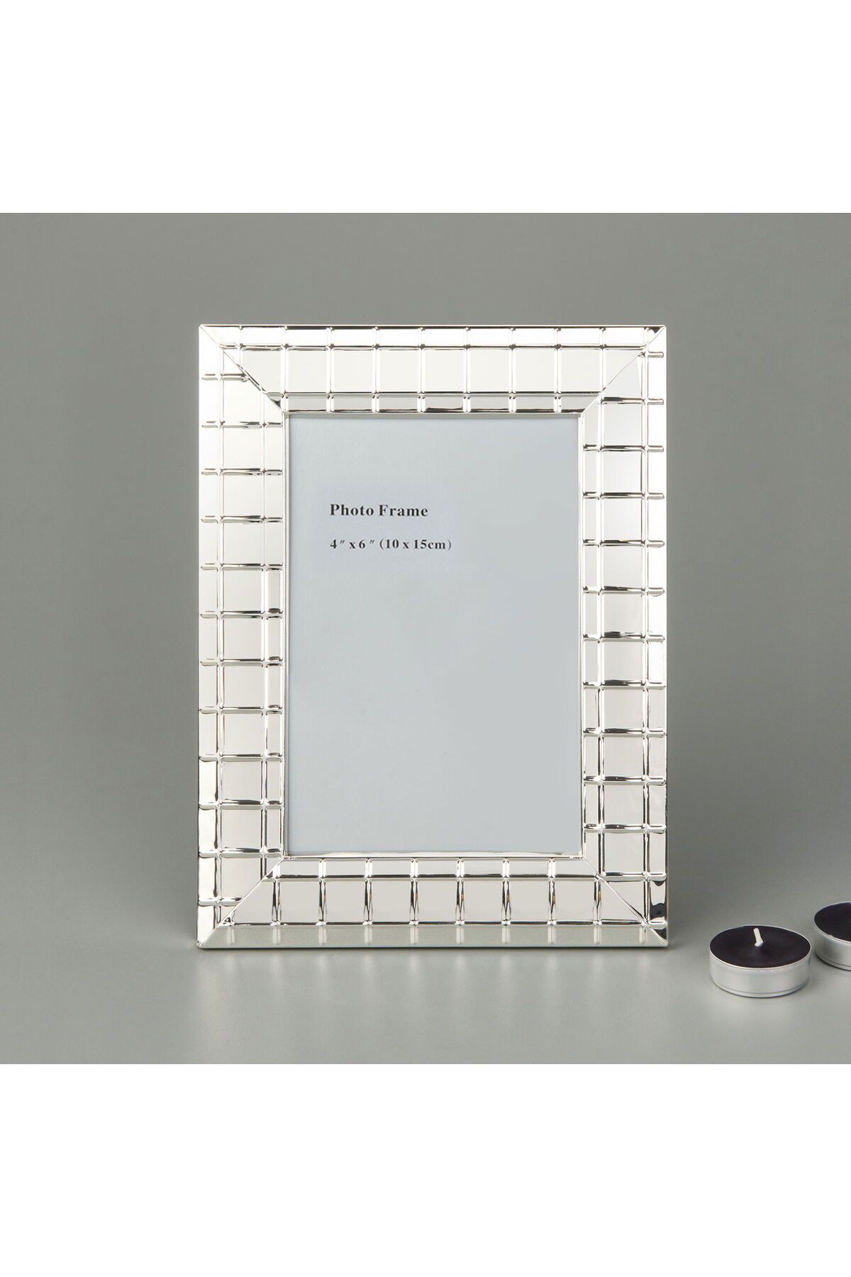 MATMEL Metal Çizgili Fotoğraf Çerçevesi - Silver - 10x15 cm