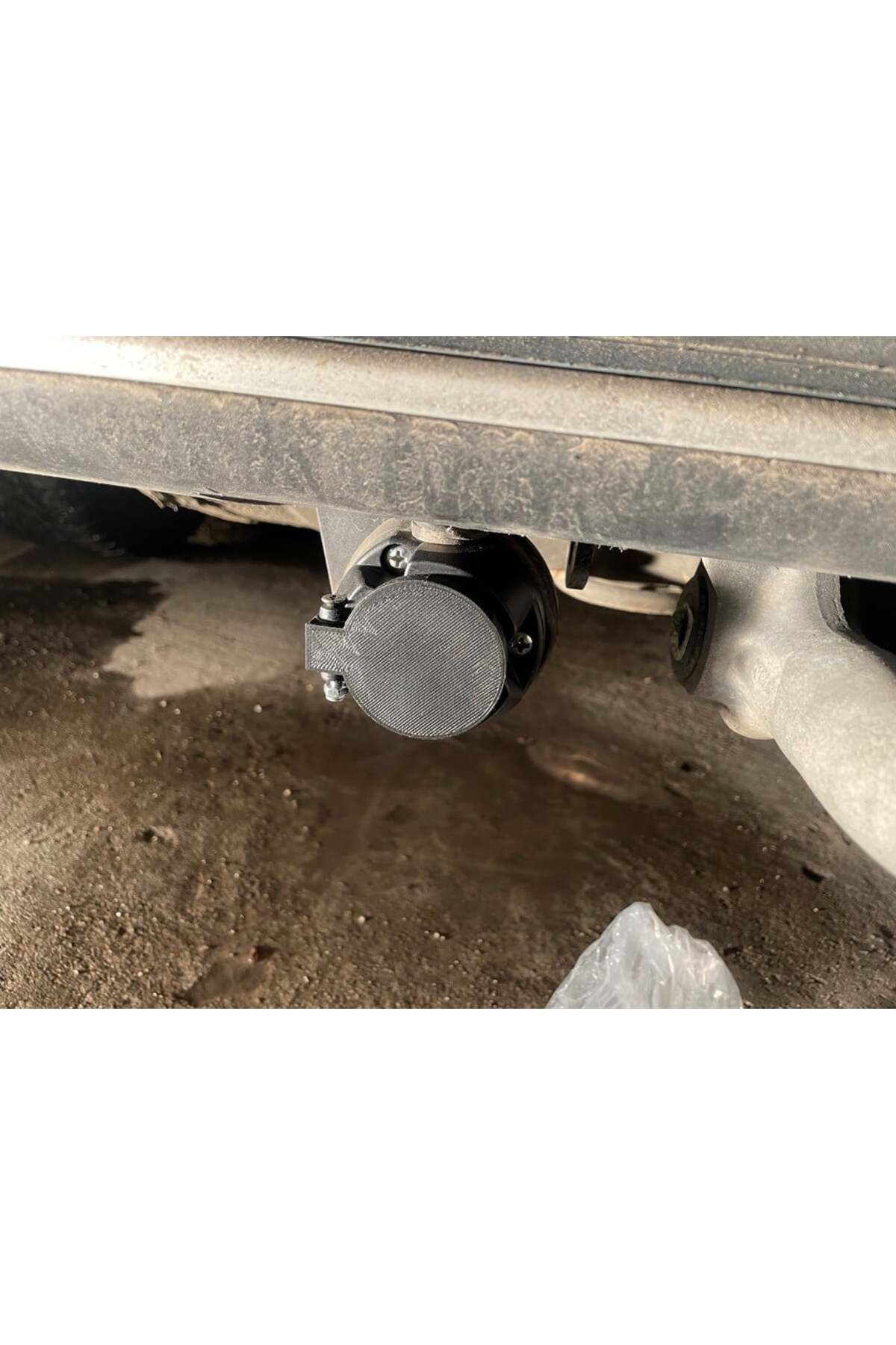 Lucest Kia Optima Hybrid - Çekme çubuğu için kapak (Plastik Aparattır!!!)
