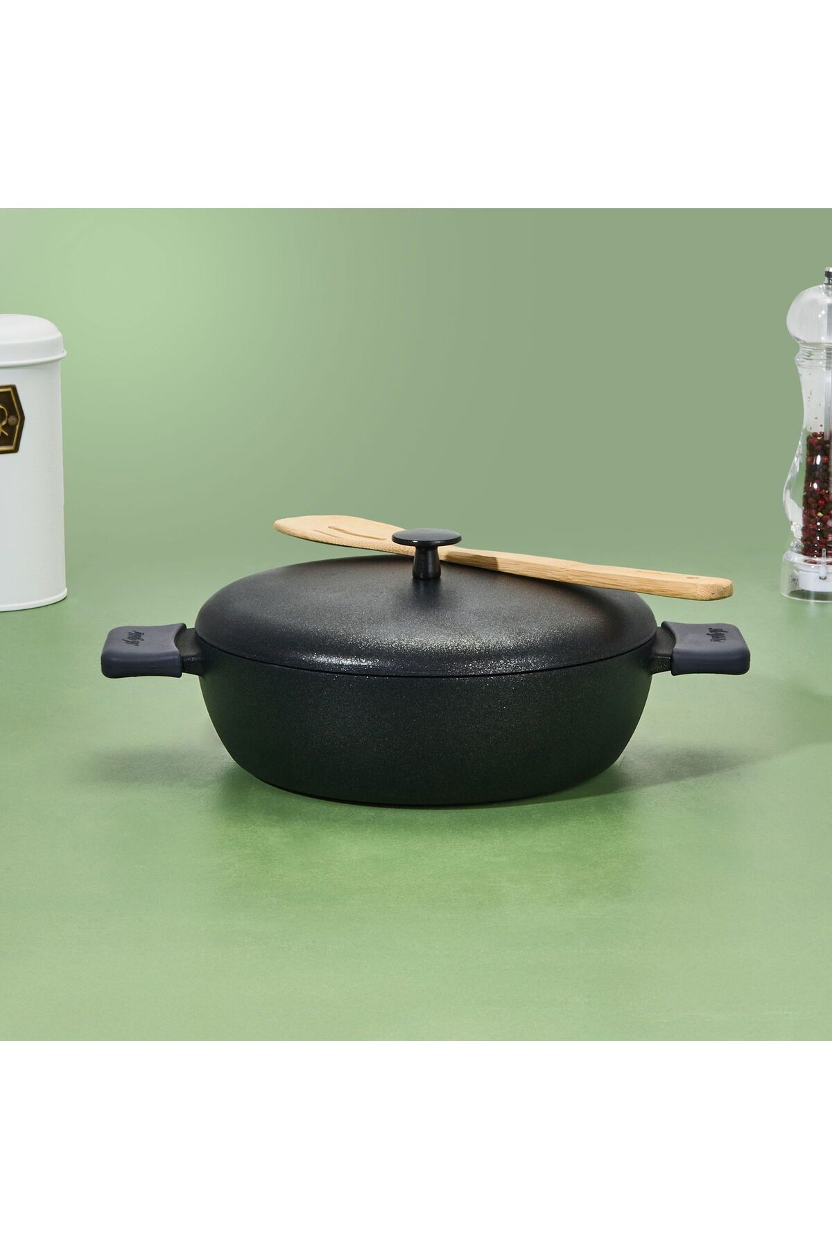 ASPARTAM Pro Grade Karnıyarık Tenceresi - Siyah - 24 cm