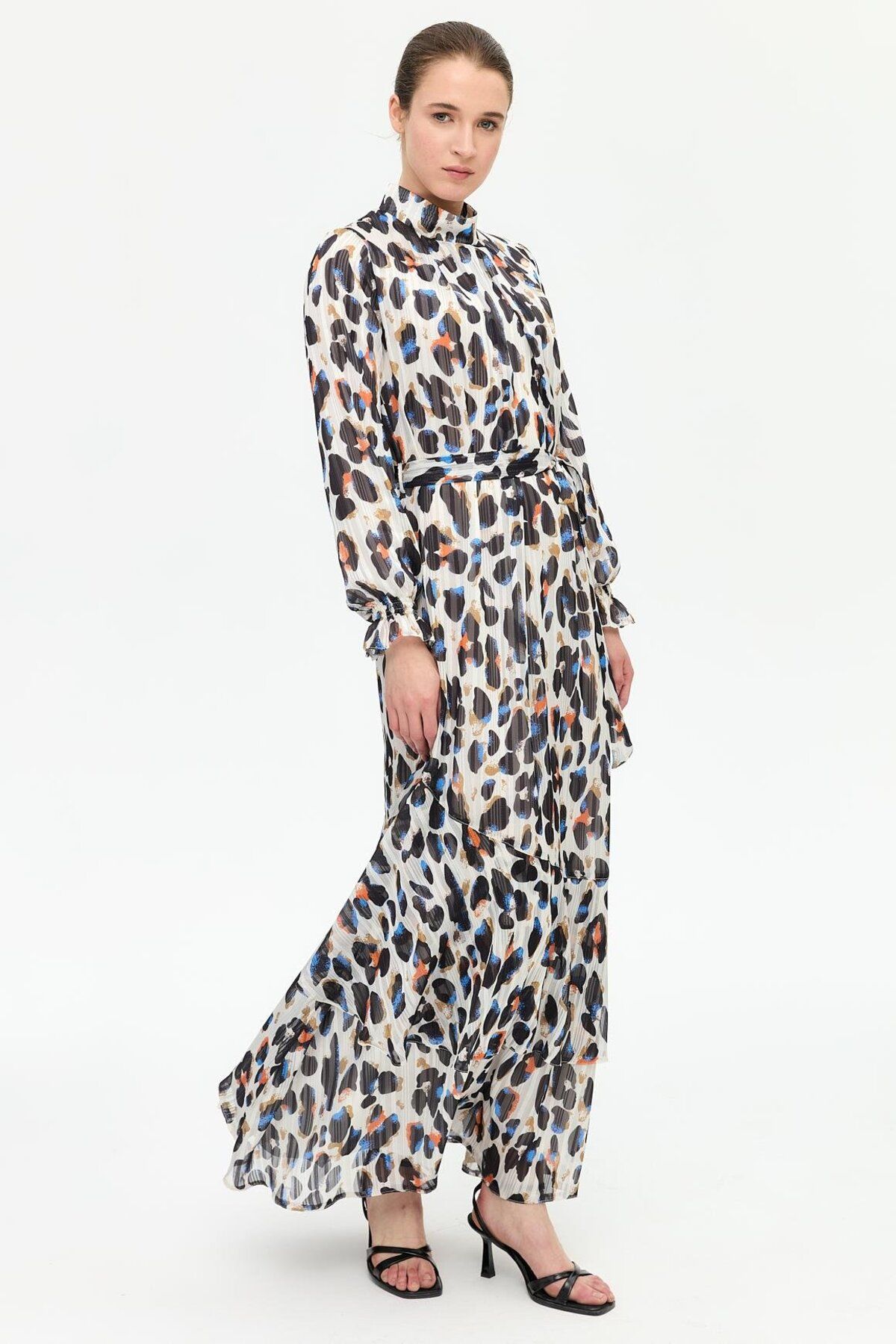 Esswaap-Stain Patterned Empirime Dress Ecru 3
