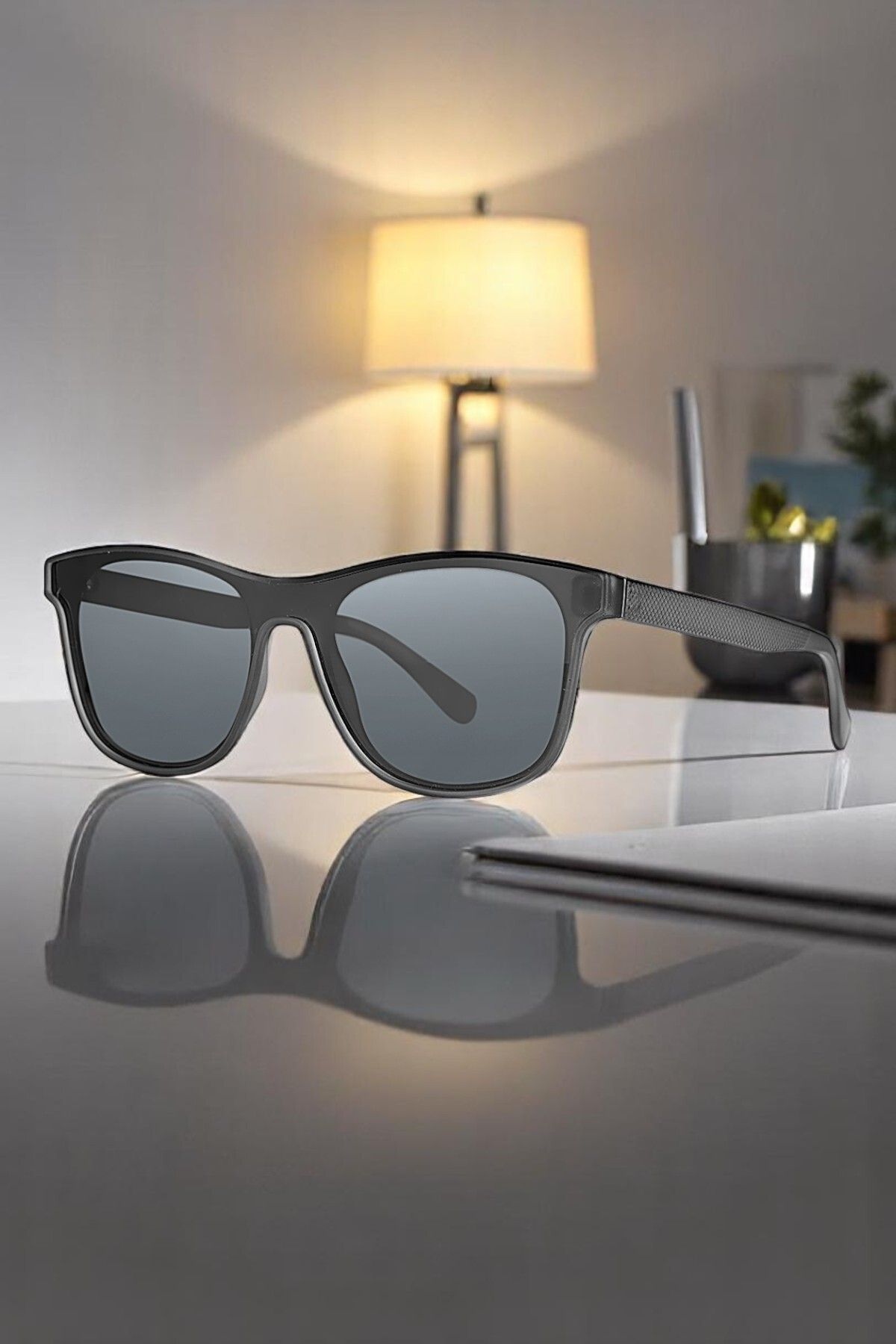 Daniel Klein %100 Polarize UV400 Korumalı Füme Renk Orijinal Oval Erkek Güneş Gözlüğü DKG6273C3
