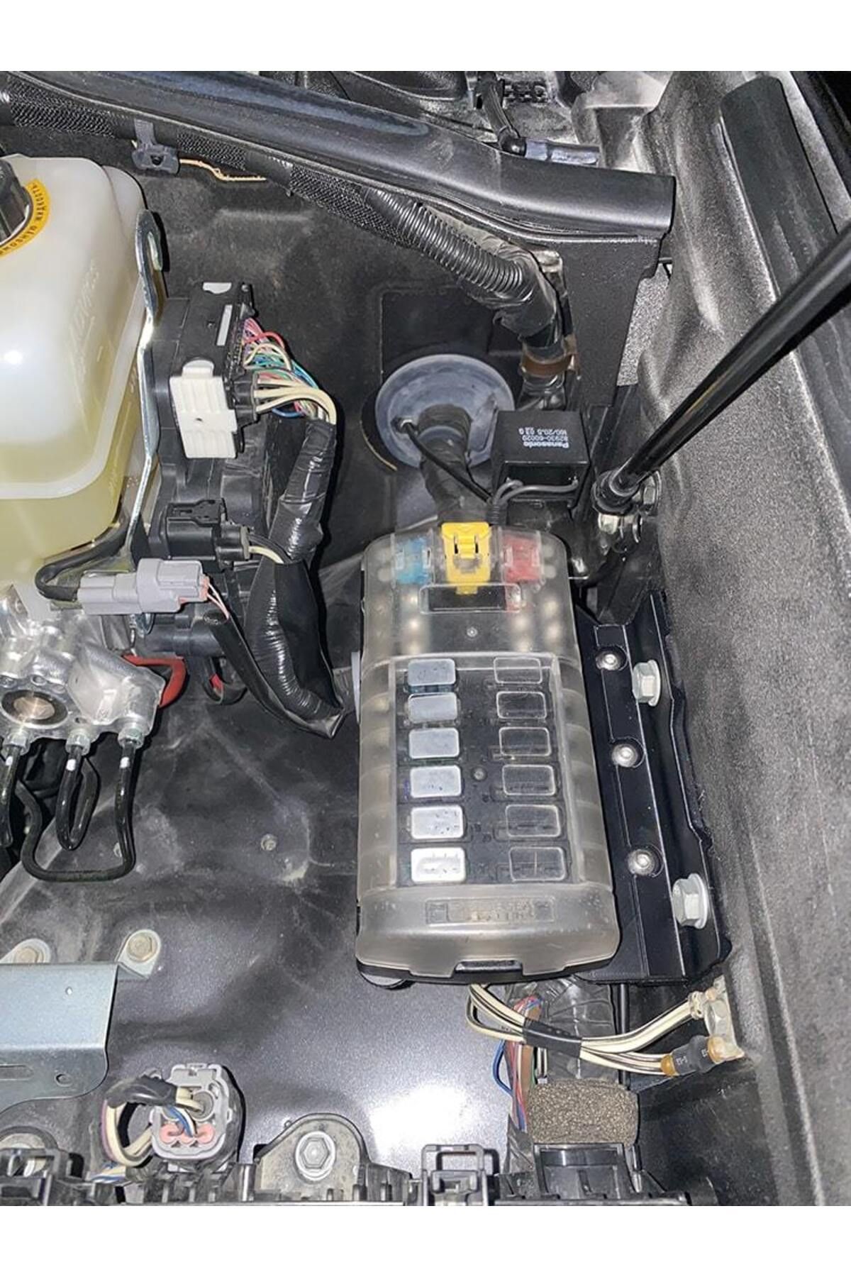 Lucest LC200 Fusebox Tutucu (Plastik Aparattır!!!)