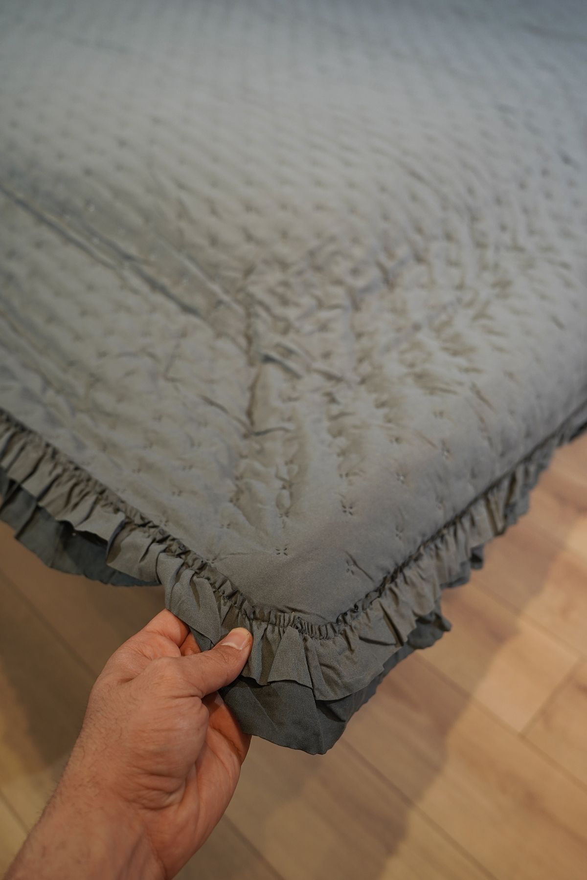 Dainty Home--lara- Anthracite Color Ruffled Single Bedspread Set 6