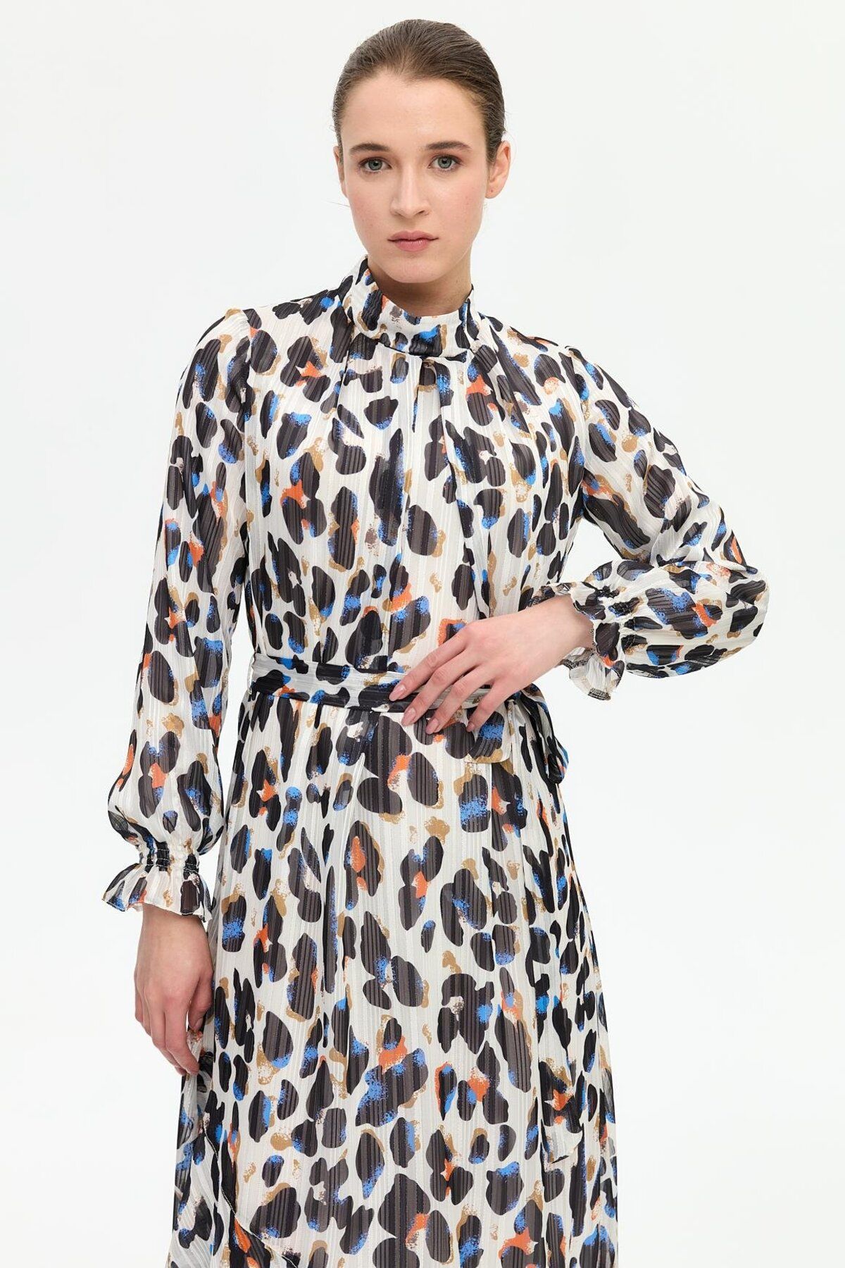 Esswaap-Stain Patterned Empirime Dress Ecru 6