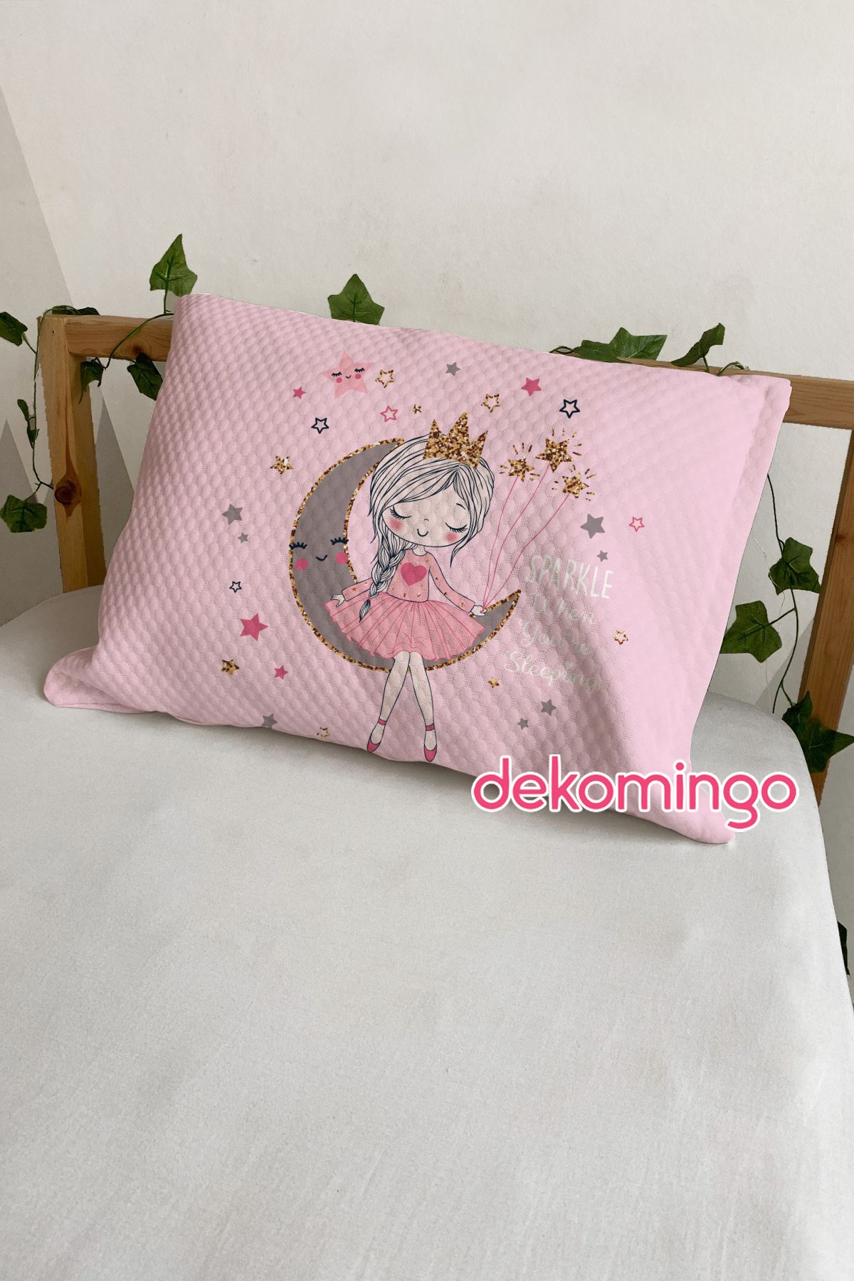 dekomingo PEMBE AY PRENSES 2 ADET YASTIK KILIFI